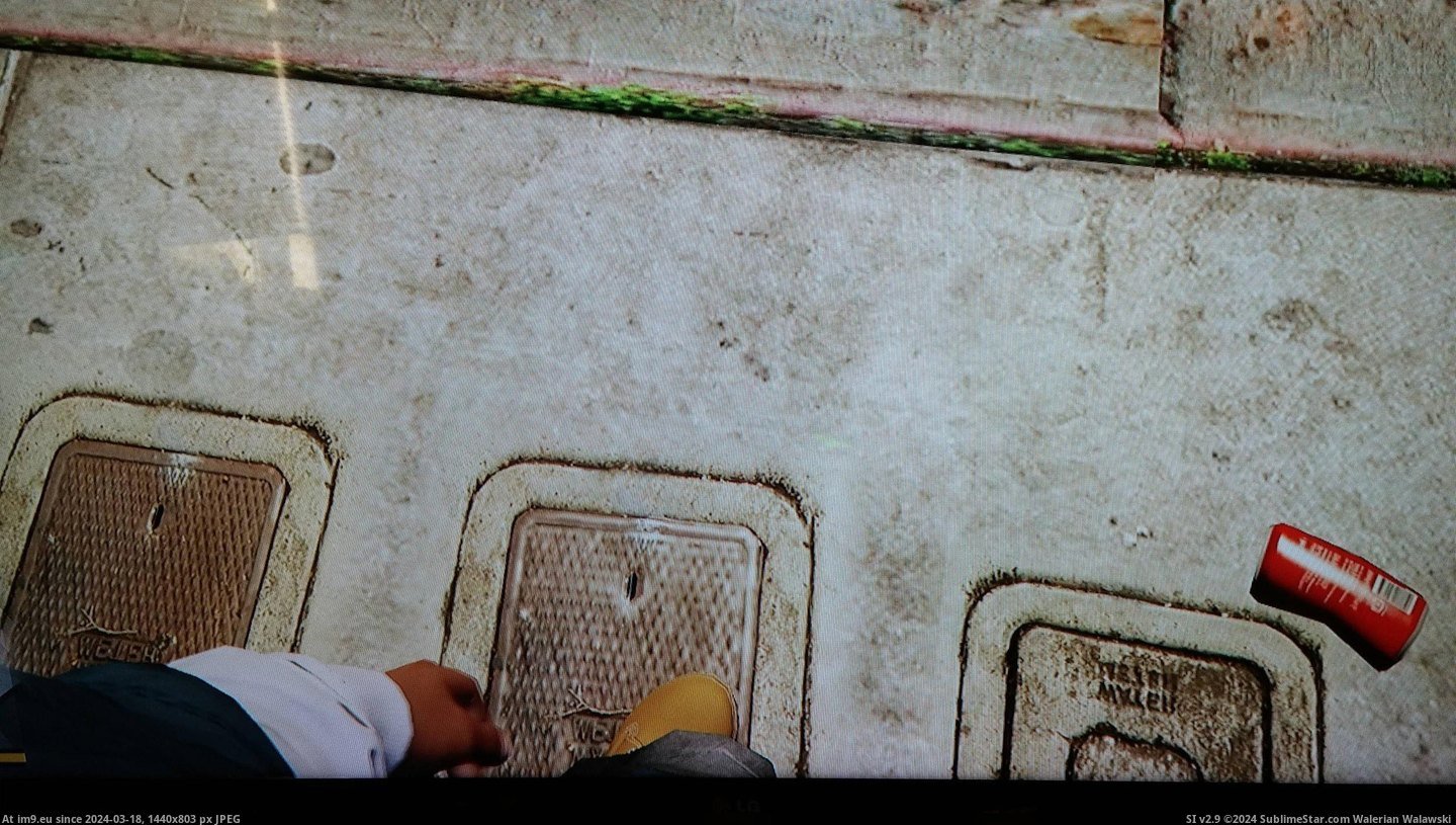 #Gaming #Feet #Mode #Gta #Person [Gaming] Yes, in GTA V first person mode you CAN see your feet when you look down. Pic. (Obraz z album My r/GAMING favs))