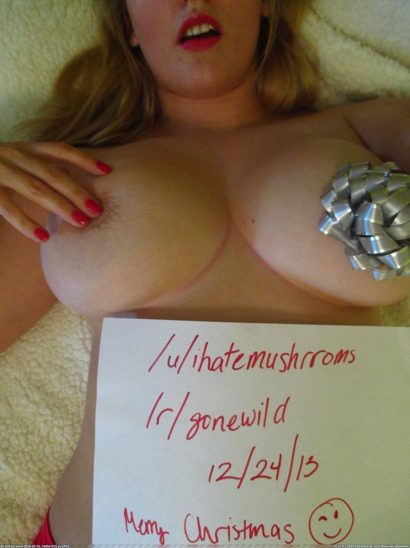 #For #Verification #Exchange #Downstairs #Peek #Unwrap [Gonewild] Who's up for a gi[f]t exchange? I'll unwrap myself for some verification (plus a little peek downstairs) 3 Pic. (Bild von album My r/GONEWILD favs))