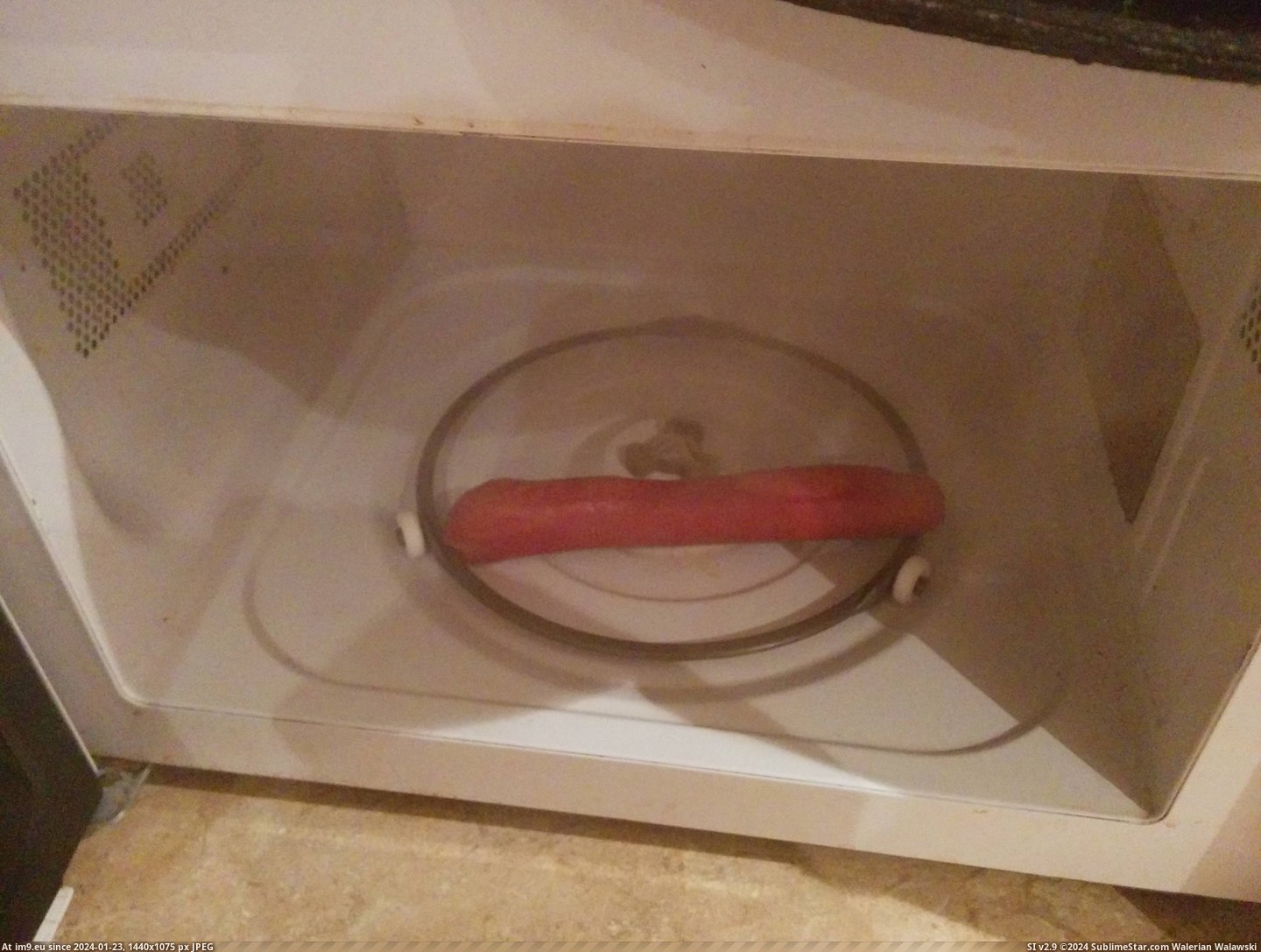 #Light #Speed #Calculating #Sausage #Microwave [Mildlyinteresting] Calculating the speed of light with a sausage (and a microwave) 4 Pic. (Image of album My r/MILDLYINTERESTING favs))