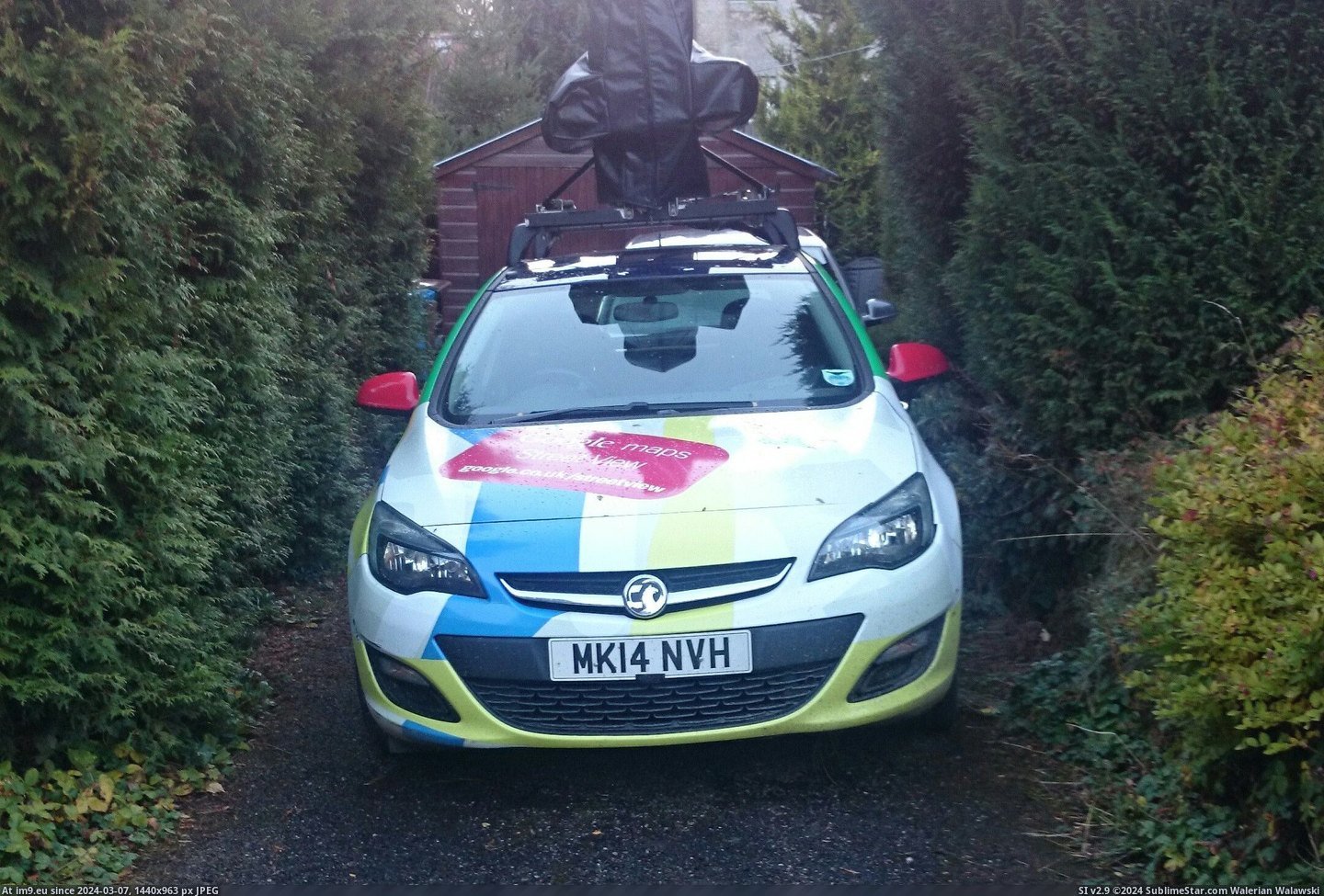 #Guy #Car #Lives #Maps #Drives #Street #Google [Mildlyinteresting] Guy who lives down the street from me drives a Google maps car. Pic. (Изображение из альбом My r/MILDLYINTERESTING favs))