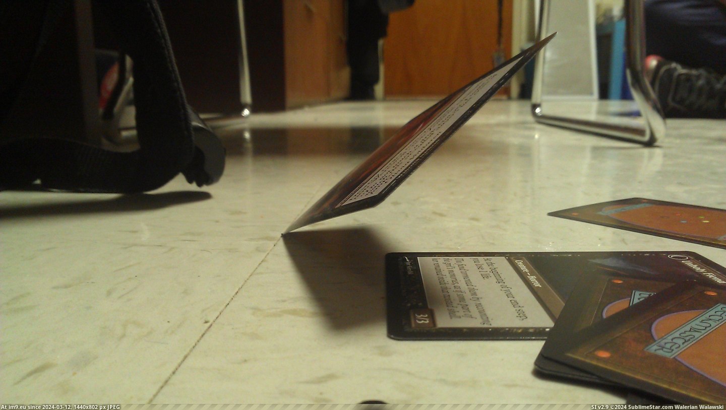 #One #How #Dropped #Magic #Landed #Couple #Cards [Mildlyinteresting] I dropped a couple Magic cards. This is how one of them landed. Pic. (Obraz z album My r/MILDLYINTERESTING favs))