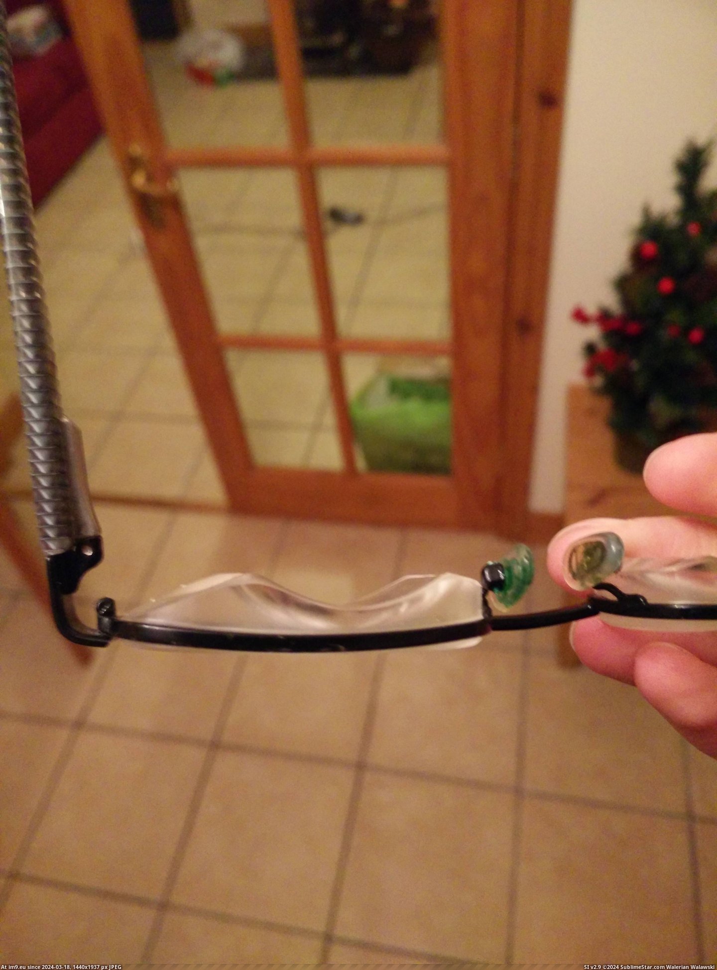 #Glasses  #Short [Mildlyinteresting] I'm very short-sighted and these are what my glasses look like. 1 Pic. (Изображение из альбом My r/MILDLYINTERESTING favs))