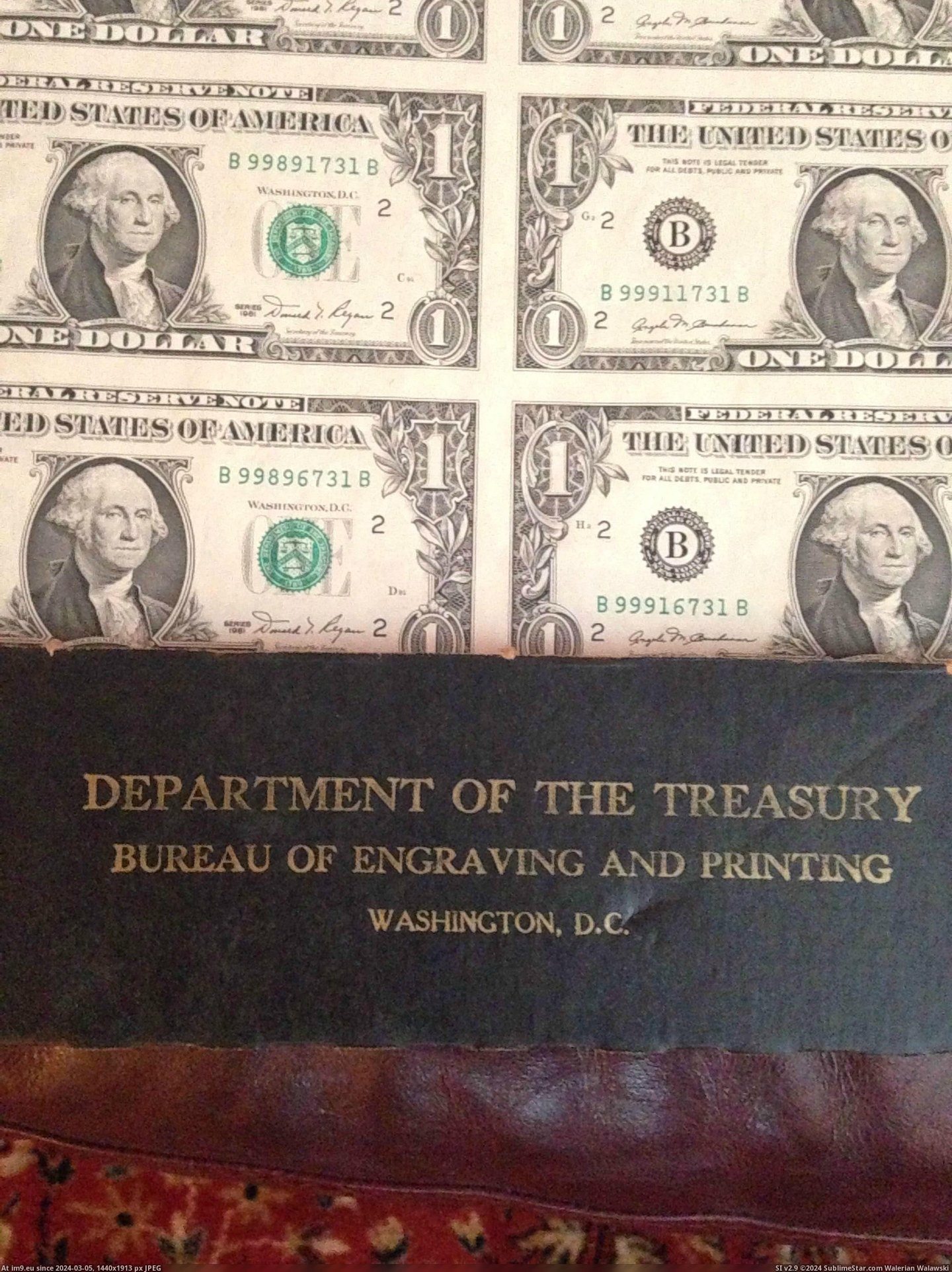 #One #Gave #Sheet #Bills #Uncut #Grandpa #Dollar [Mildlyinteresting] My grandpa gave me this sheet of uncut one-dollar bills from 1981 1 Pic. (Obraz z album My r/MILDLYINTERESTING favs))