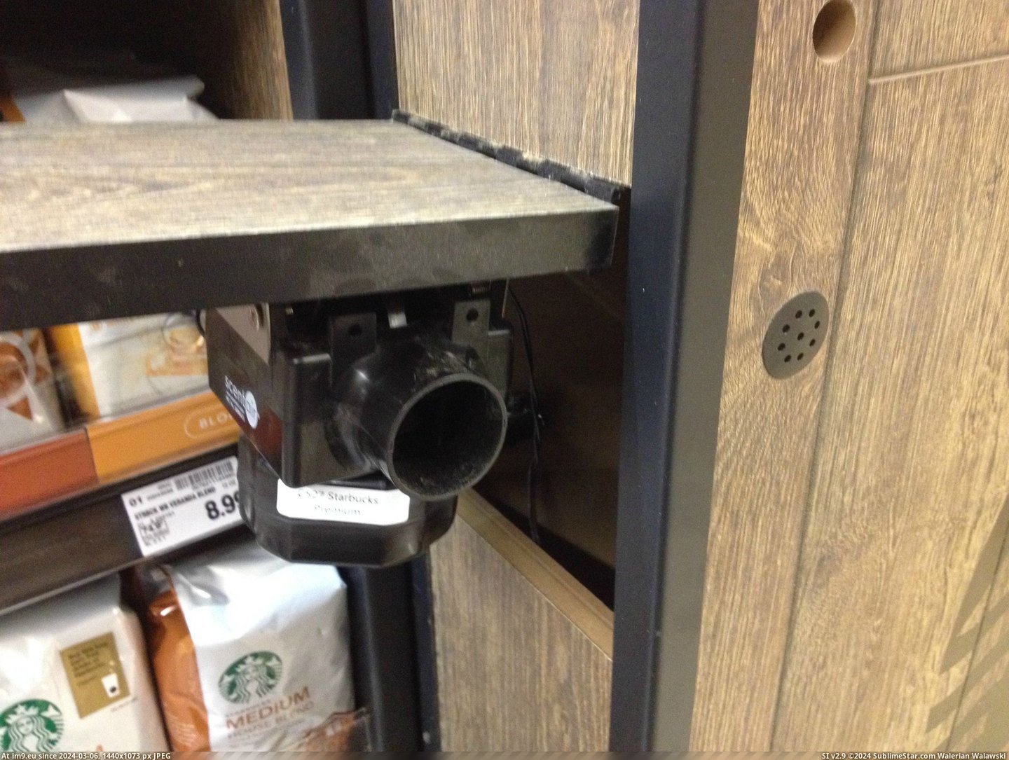 #Work #New #Secret #Smell #Delivery #Starbucks #Coffee #System #Display [Mildlyinteresting] The new Starbucks display at my work has a secret coffee smell delivery system. 5 Pic. (Image of album My r/MILDLYINTERESTING favs))