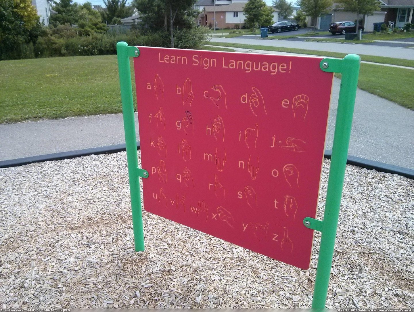 #Town #Area #Nearby #Deaf #Child #Playground [Mildlyinteresting] There's an area in my town that has a deaf child. Found this on the playground nearby. Pic. (Obraz z album My r/MILDLYINTERESTING favs))
