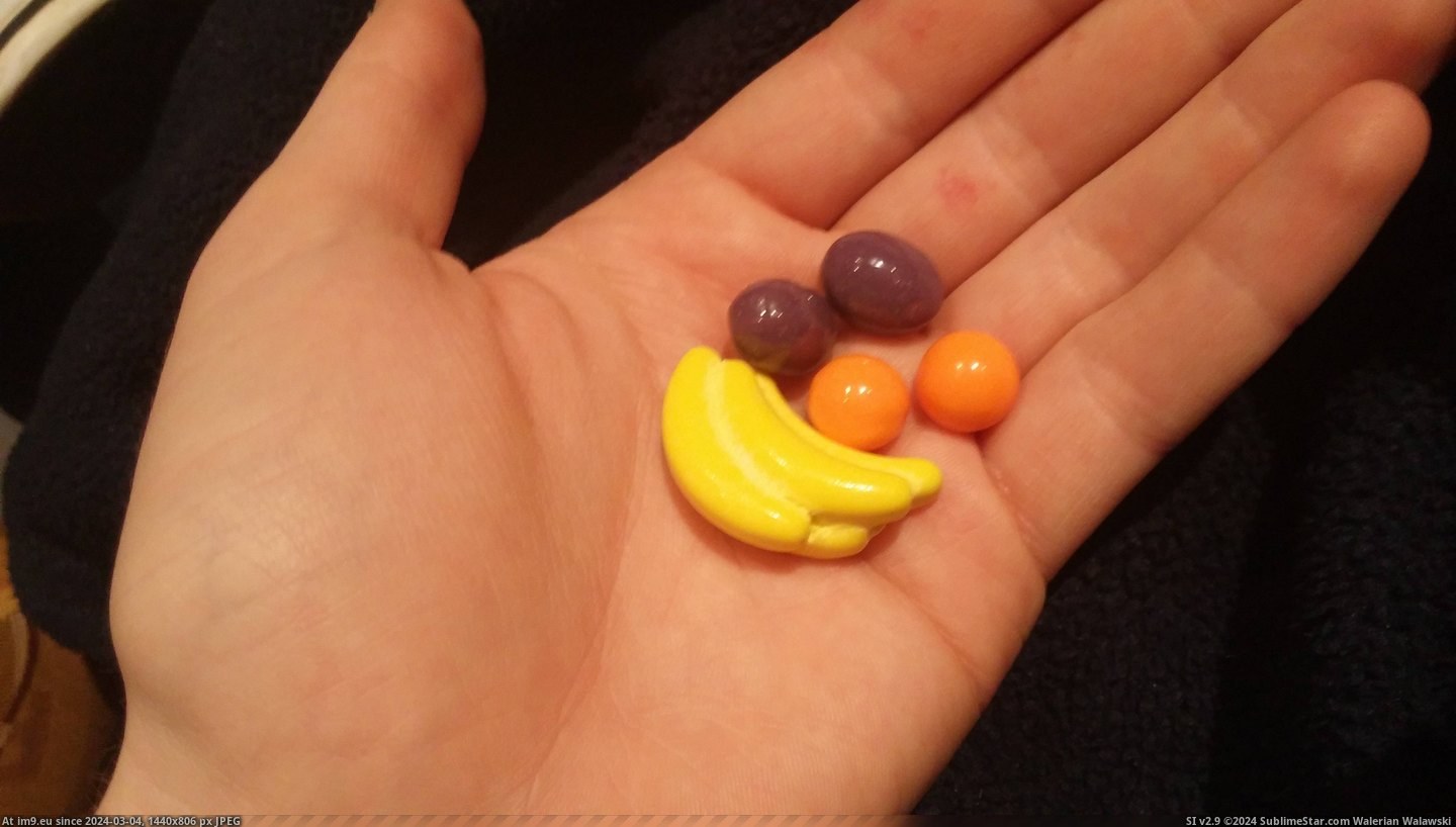 #Bunch #Bananas #Pack [Mildlyinteresting] There was a bunch of bananas in my pack of runts Pic. (Image of album My r/MILDLYINTERESTING favs))