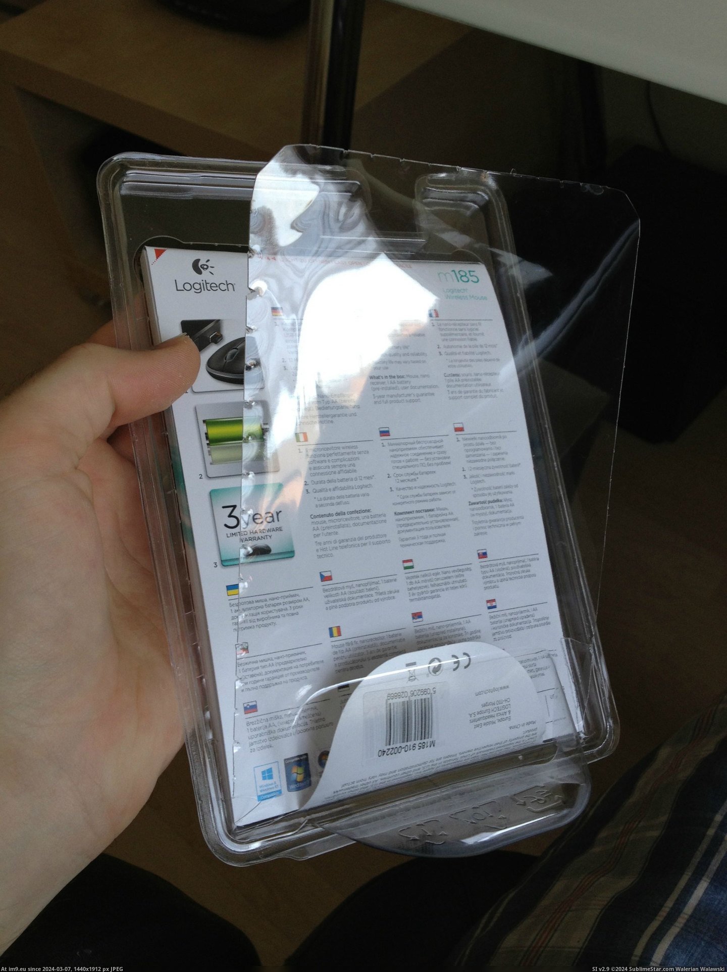 #Box #Line #Easy #Perforated #Logitech #Opening #Packaging #Blister [Mildlyinteresting] This blister packaging by Logitech has a perforated line for easy opening of the box. Pic. (Image of album My r/MILDLYINTERESTING favs))