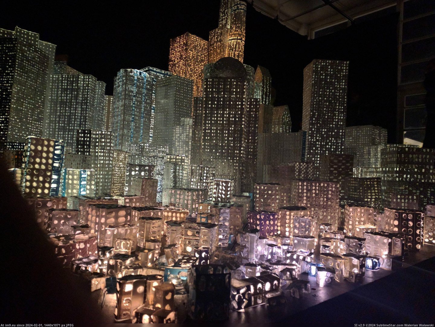 [Mildlyinteresting] This cityscape is made of pill wrappers (in My r/MILDLYINTERESTING favs)