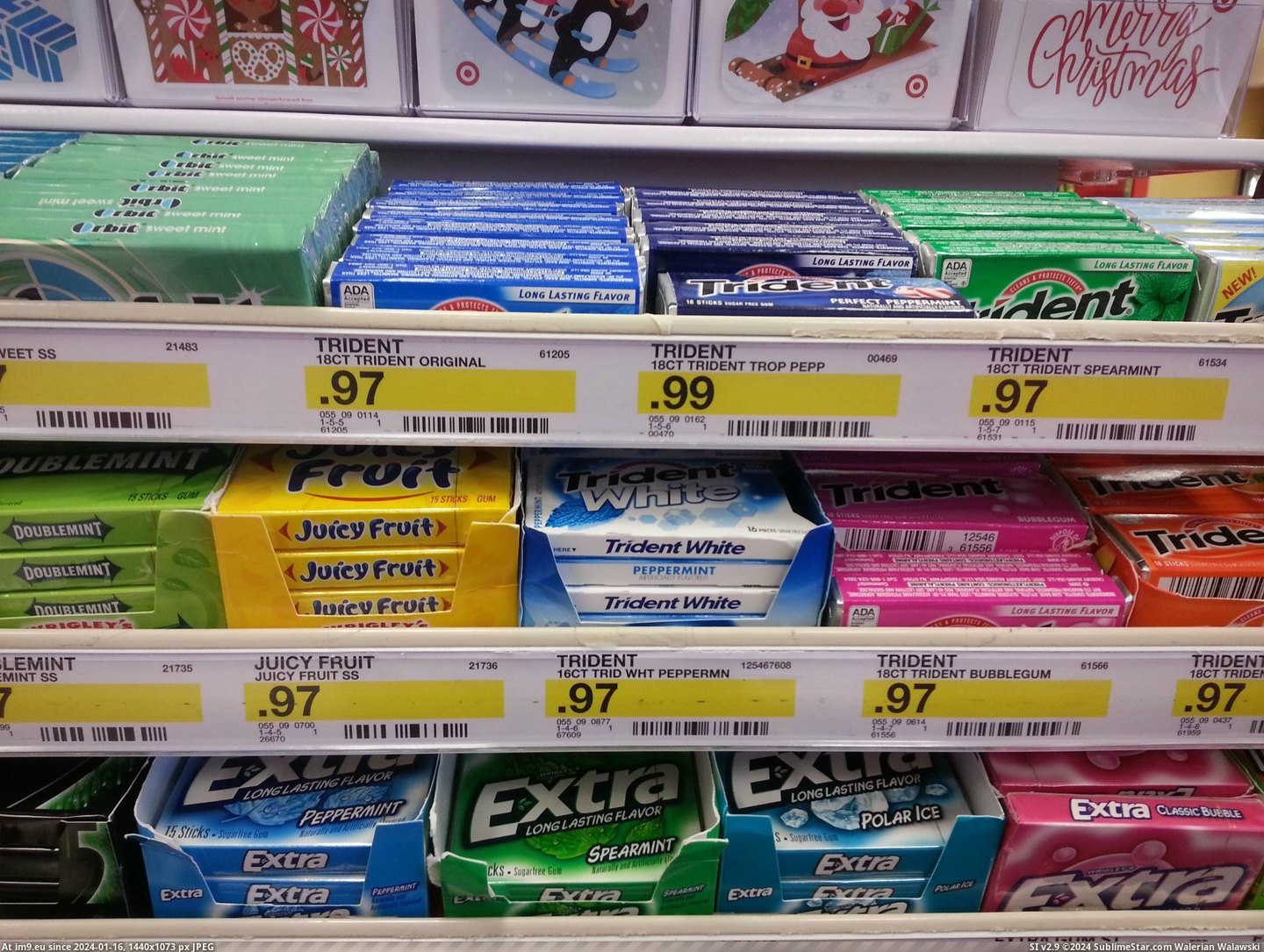 #Two #Any #Packs #Cents #Costs #Gum #Shelf [Mildlyinteresting] This gum costs two cents more than any of the other packs of gum on the shelf. Pic. (Obraz z album My r/MILDLYINTERESTING favs))