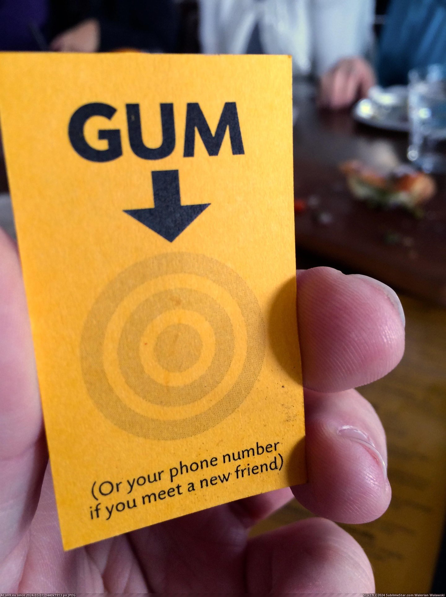 #Paper #Spit #Gum #Restaurant [Mildlyinteresting] This restaurant provides paper to spit your gum into. Pic. (Image of album My r/MILDLYINTERESTING favs))