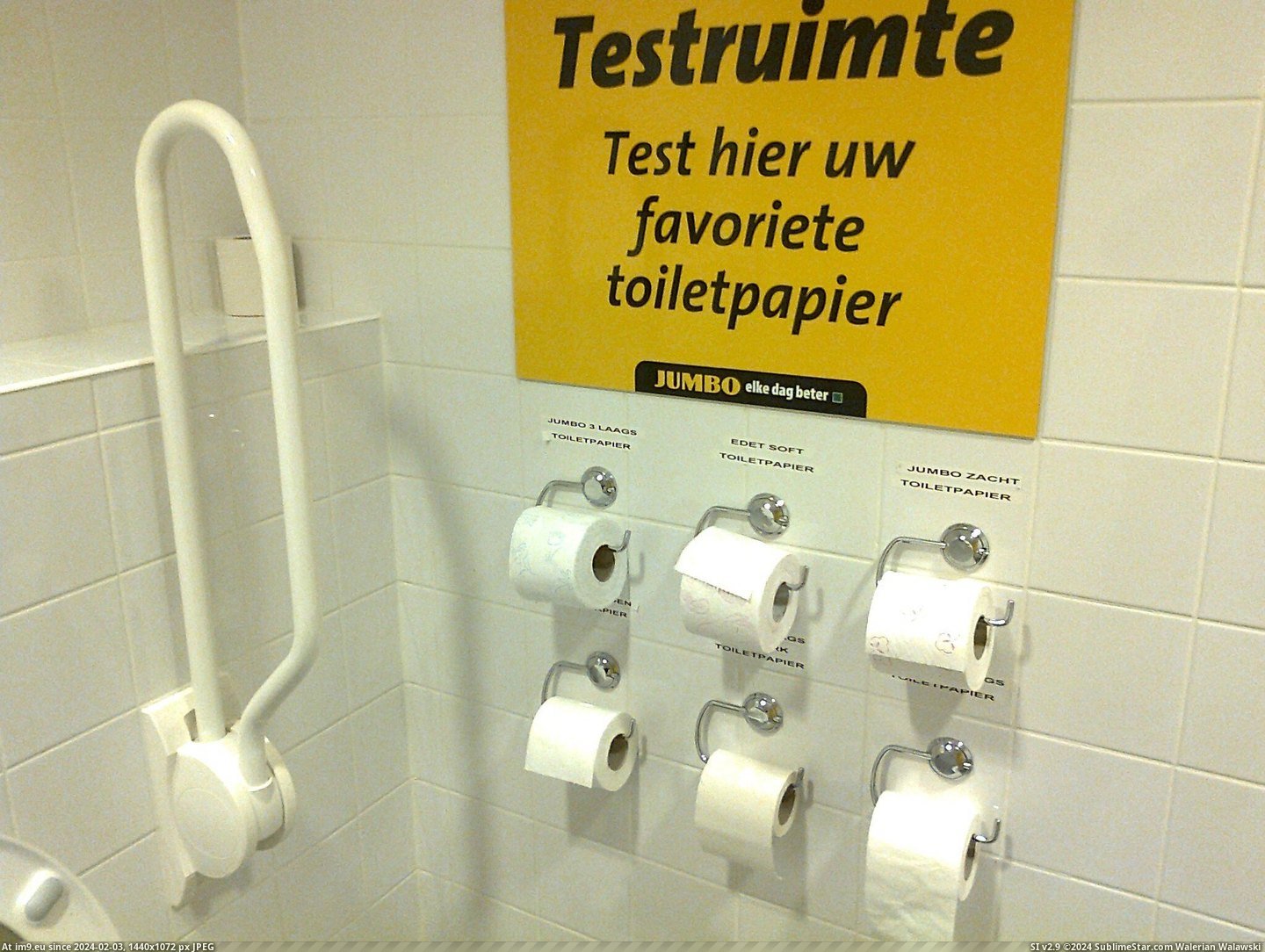 #Dutch #Toilet #Sell #Supermarket #Brands #Paper #Test [Mildlyinteresting] This toilet at a Dutch Supermarket lets you test the brands of toilet paper they sell. Pic. (Bild von album My r/MILDLYINTERESTING favs))
