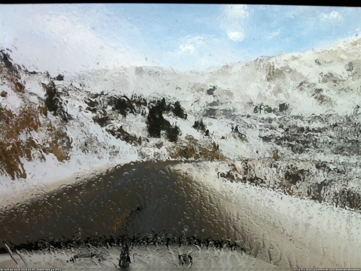 #Was #Painting #Accidentally #Wiper #Impressionist #Created #Broken #Windshield [Mildlyinteresting] Windshield wiper was broken, accidentally created an impressionist painting Pic. (Image of album My r/MILDLYINTERESTING favs))