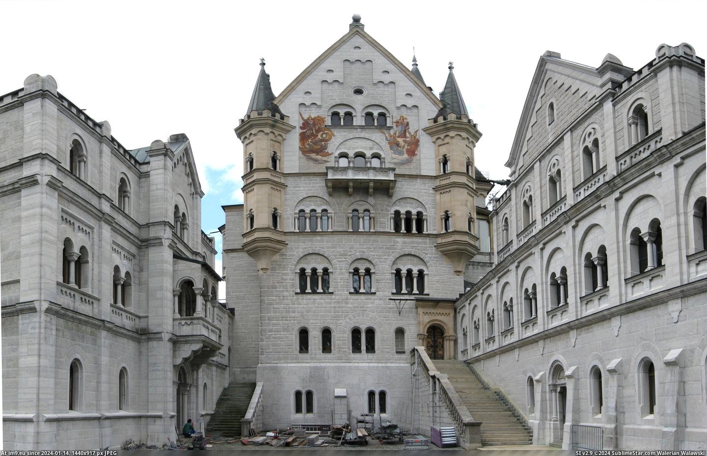 #Wallpaper #Architecture #Castles #Pano #Castle #Neuschwanstein Neuschwanstein Pano2 Pic. (Изображение из альбом Schloss Neuschwanstein (Neuschwanstein Castle)))