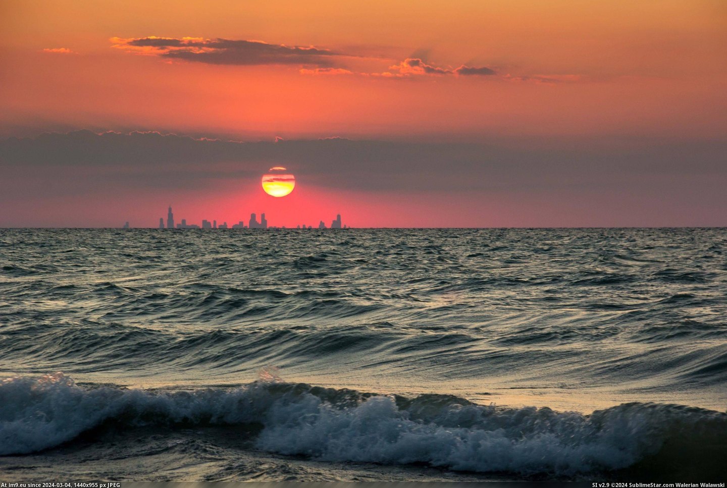 #Lake #Chicago #Skyline #Michigan [Pics] Chicago skyline from across Lake Michigan. Pic. (Image of album My r/PICS favs))