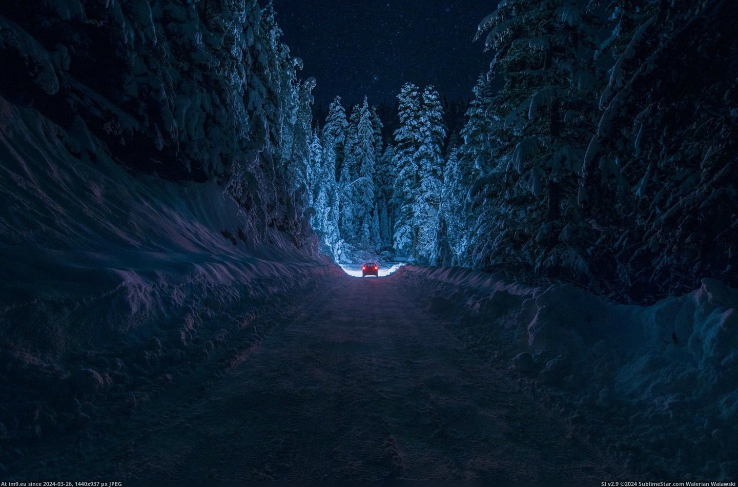 #Forest #Snowy #Peaceful #Driving [Pics] Driving through a very peaceful snowy forest. Pic. (Bild von album My r/PICS favs))