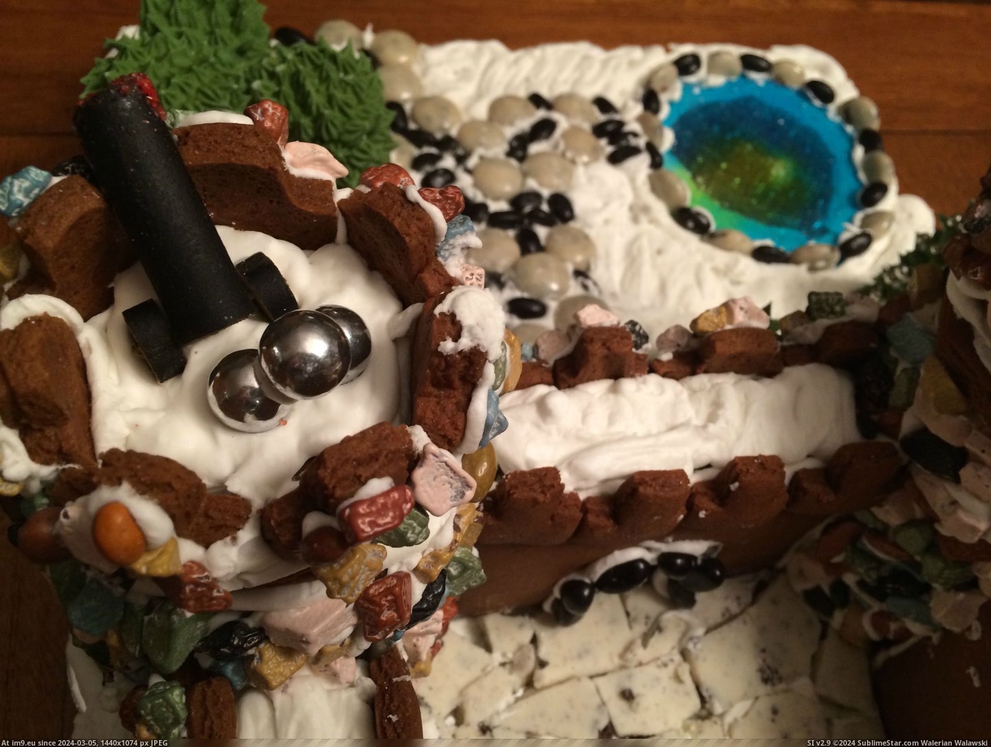 #Husband #Get #Our #Divorced #Collaborated #Project #Gingerbread #Success [Pics] My husband and I collaborated on our first gingerbread project and didn't get divorced...success! 7 Pic. (Bild von album My r/PICS favs))