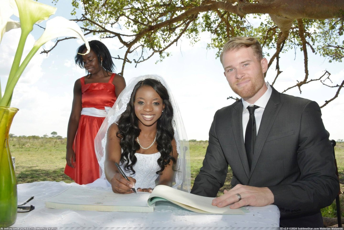 #Wife #She #Wedding #African #Zimbabwean #Had #Our [Pics] My wife and I just had our African Wedding (She's Zimbabwean) 4 Pic. (Obraz z album My r/PICS favs))