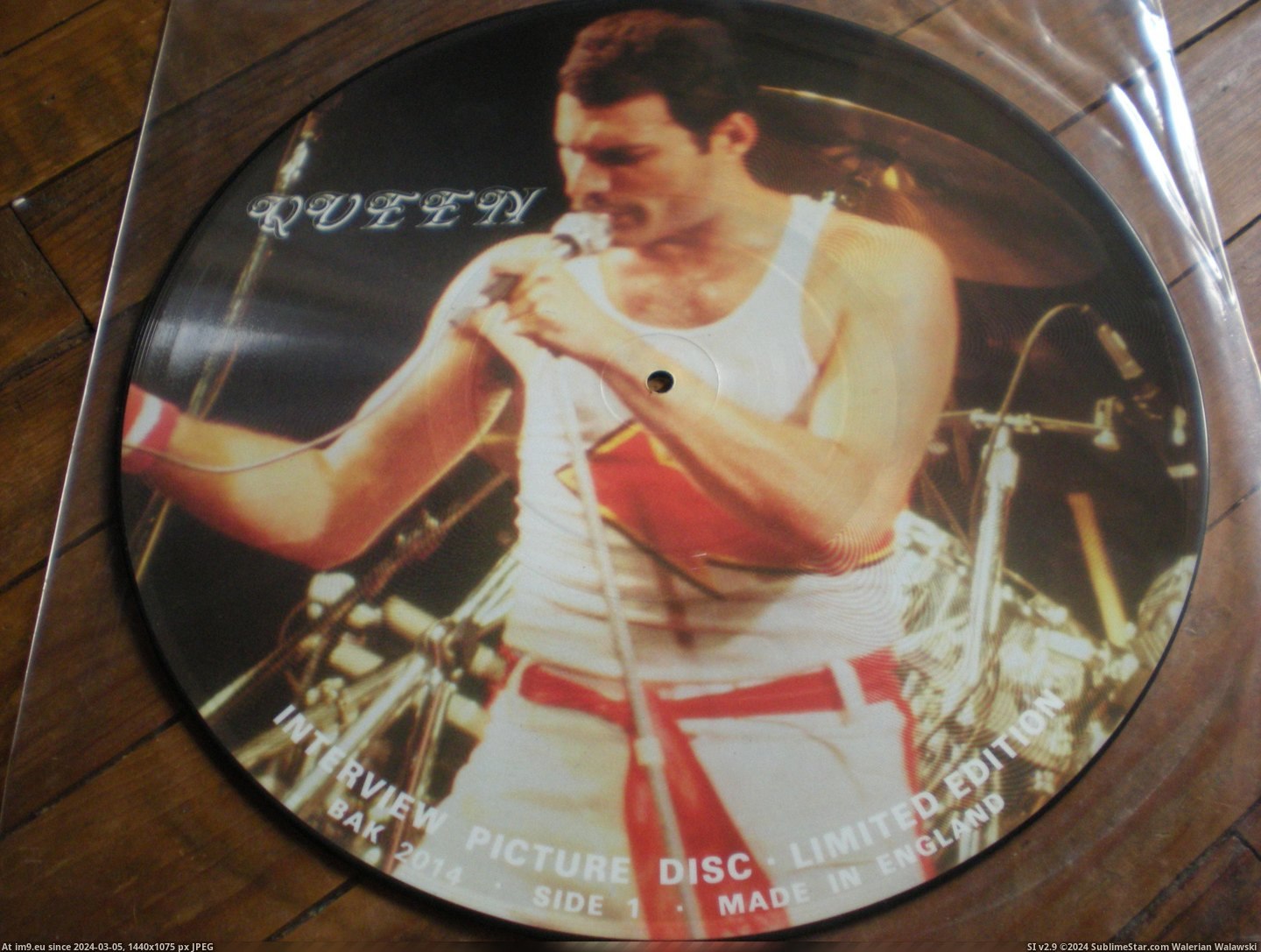 #Queen  #Disc Queen Pic Disc 1 Pic. (Image of album new 1))