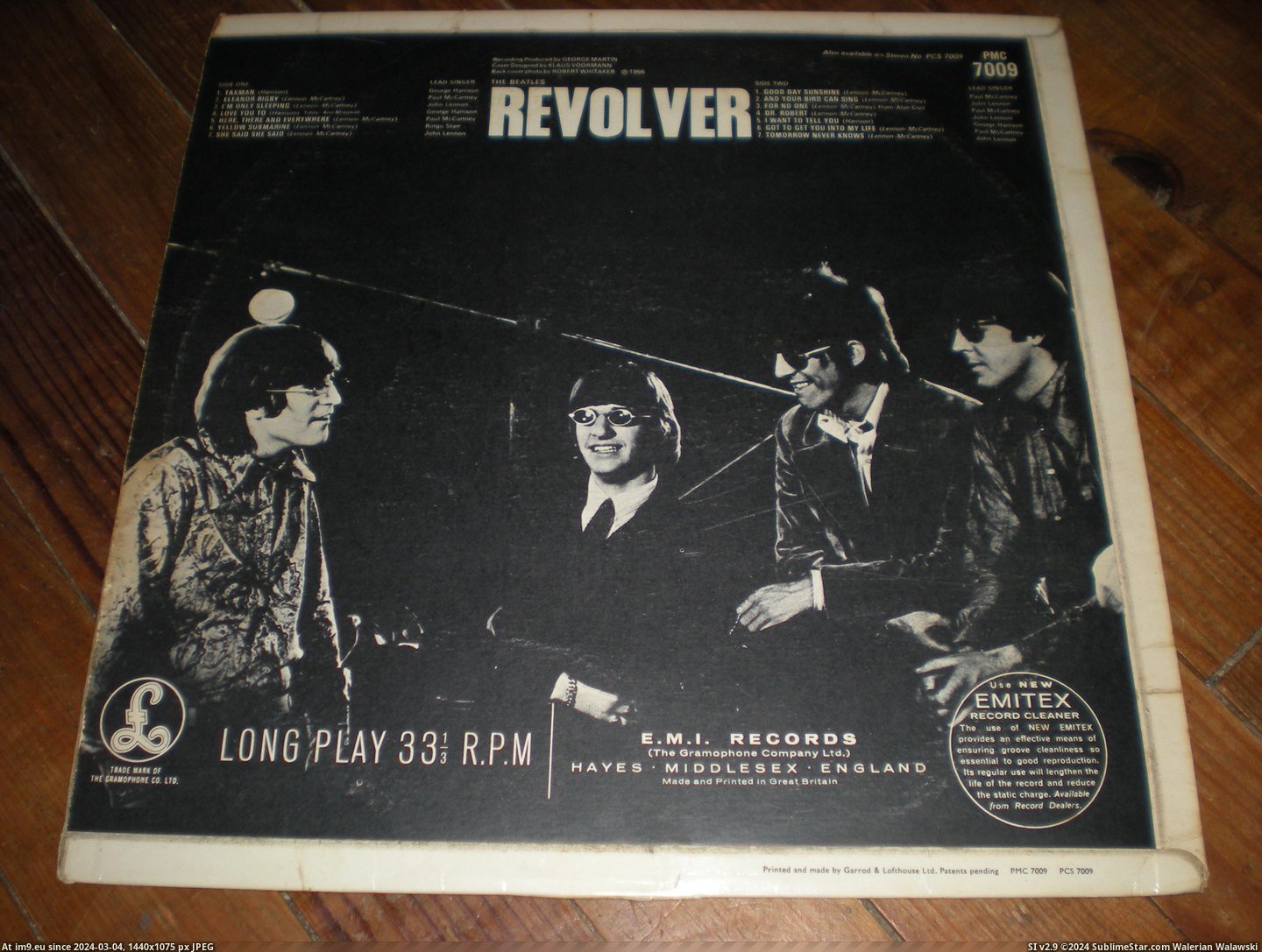  #Revolver  Revolver 07-01 6 Pic. (Image of album new 1))