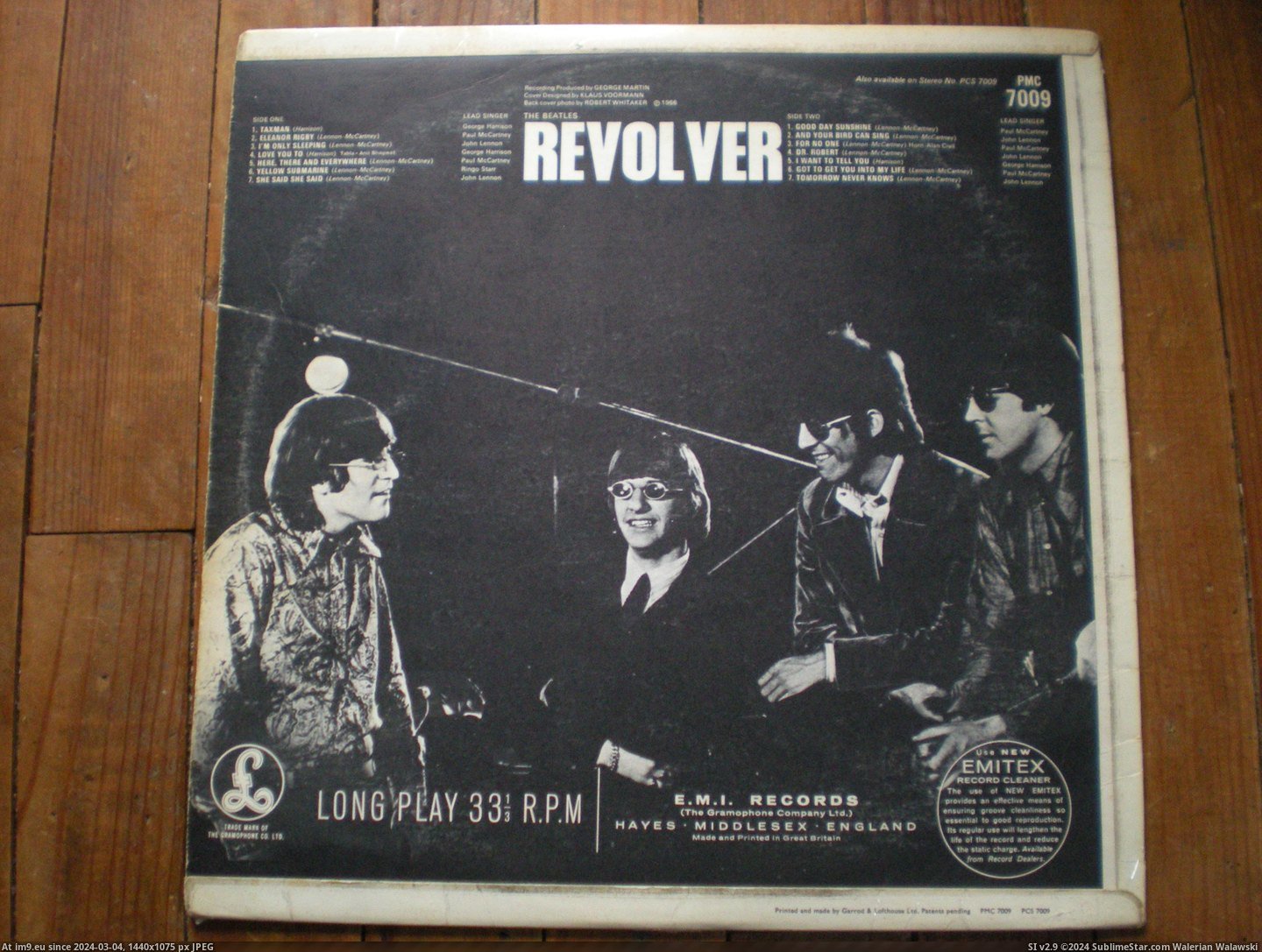  #Revolver  Revolver 17-01-14 6 Pic. (Bild von album new 1))