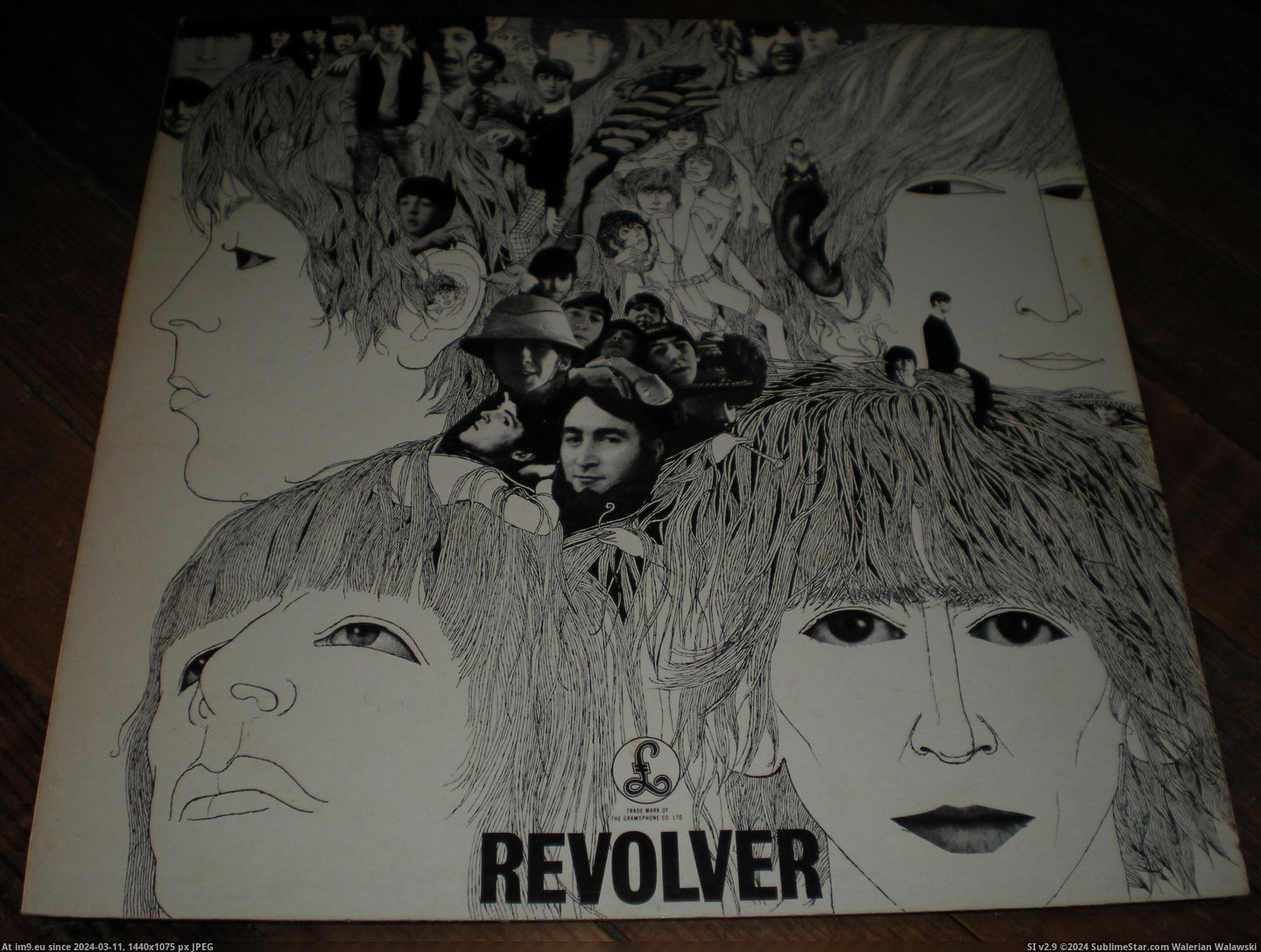 #Box #Nmint #Revolver Revolver 2 box NMint 6 Pic. (Obraz z album new 1))