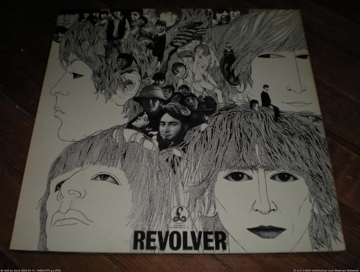 #Box #Nmint #Revolver Revolver 2 box NMint 6 Pic. (Bild von album new 1))