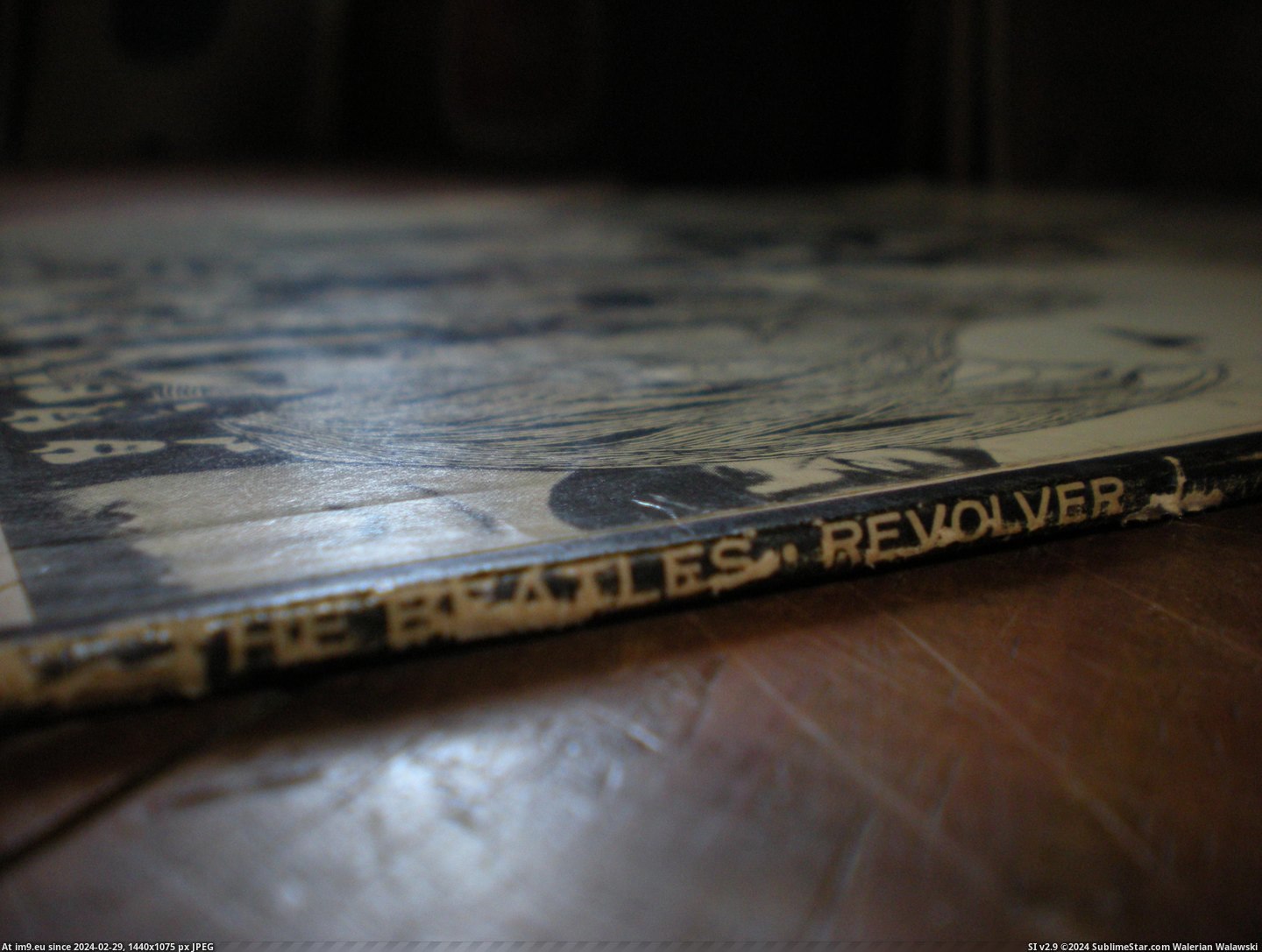 #Revolver  #Capitol Revolver Capitol 9.2 Pic. (Image of album new 1))