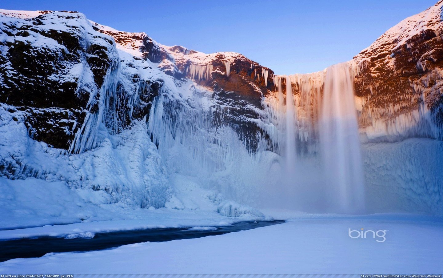 Skógafoss waterfall near Skógar, Iceland (©SuperStock) (in Best photos of January 2013)