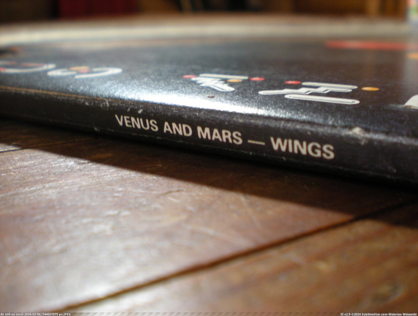 #Mars  #Venus Venus Mars 8 Pic. (Bild von album new 1))