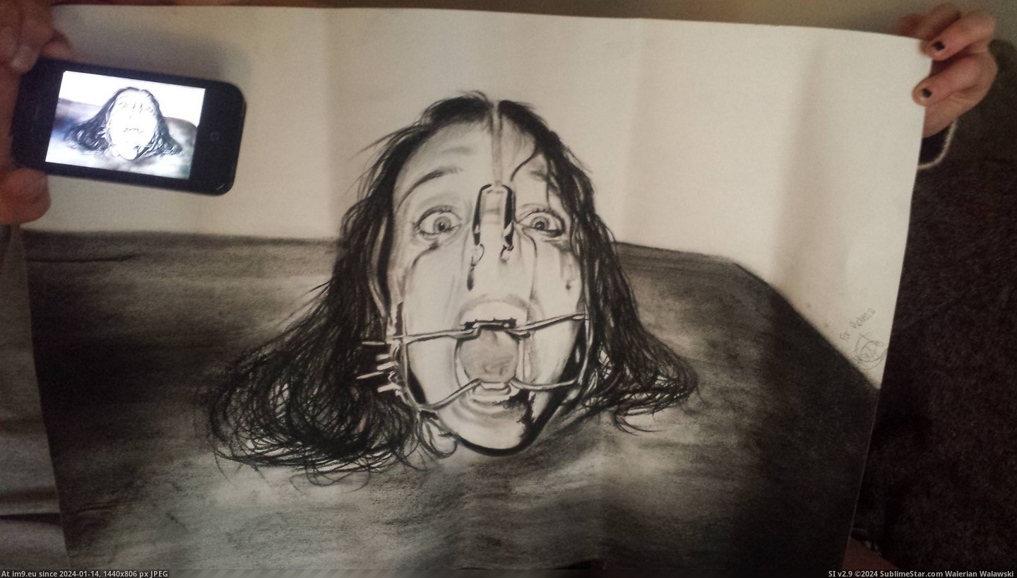 #Wtf #Thought #Friends #Honestly #Charcoal #Roommate #Leave #Drew [Wtf] My friends ex roommate drew this with charcoal. Honestly, I didn't know where to put this so I just thought I'd leave it h Pic. (Bild von album My r/WTF favs))
