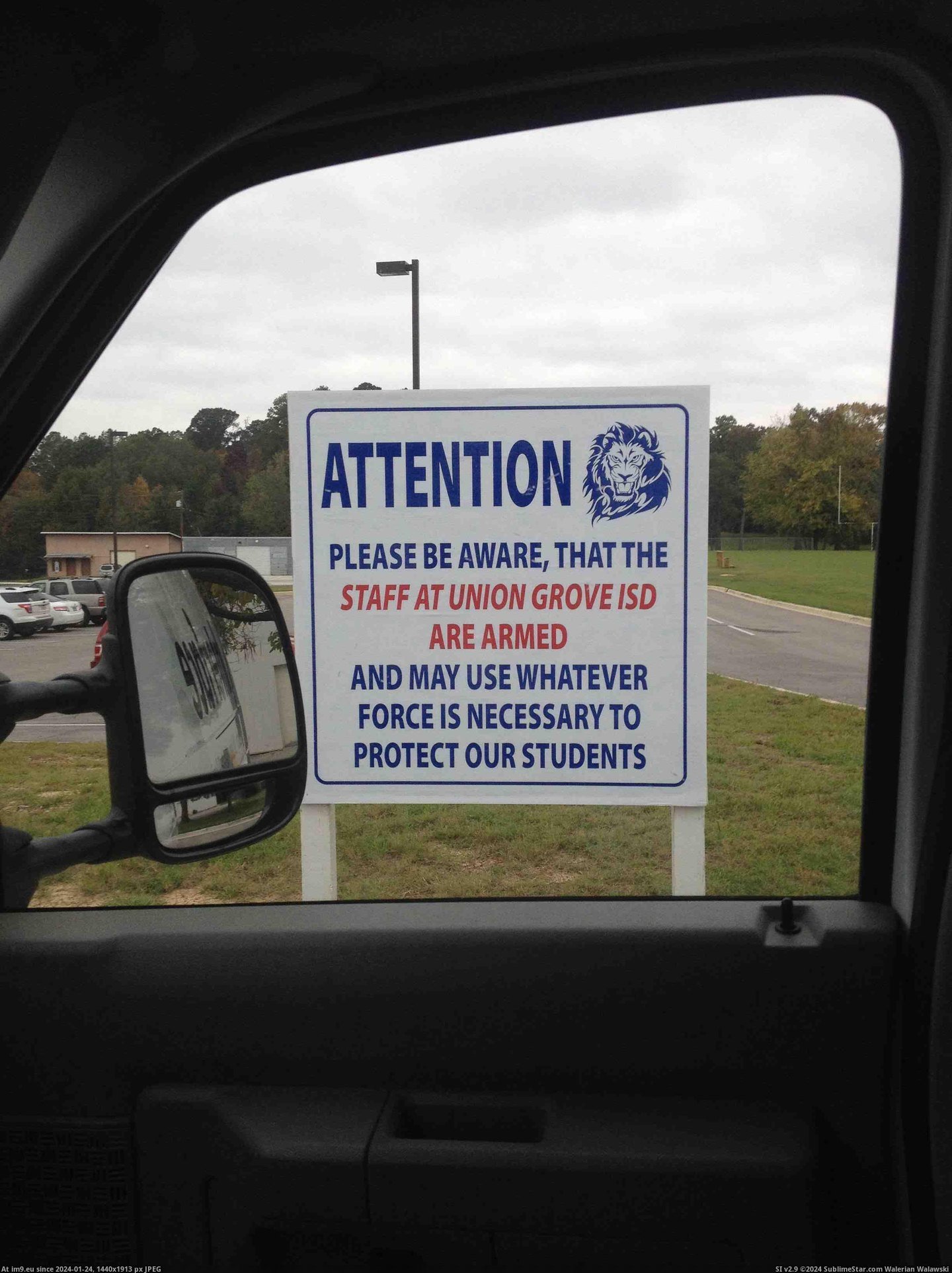 #Wtf #Was #Driving #School #Saw [Wtf] So I was driving past this school and saw this. Pic. (Image of album My r/WTF favs))