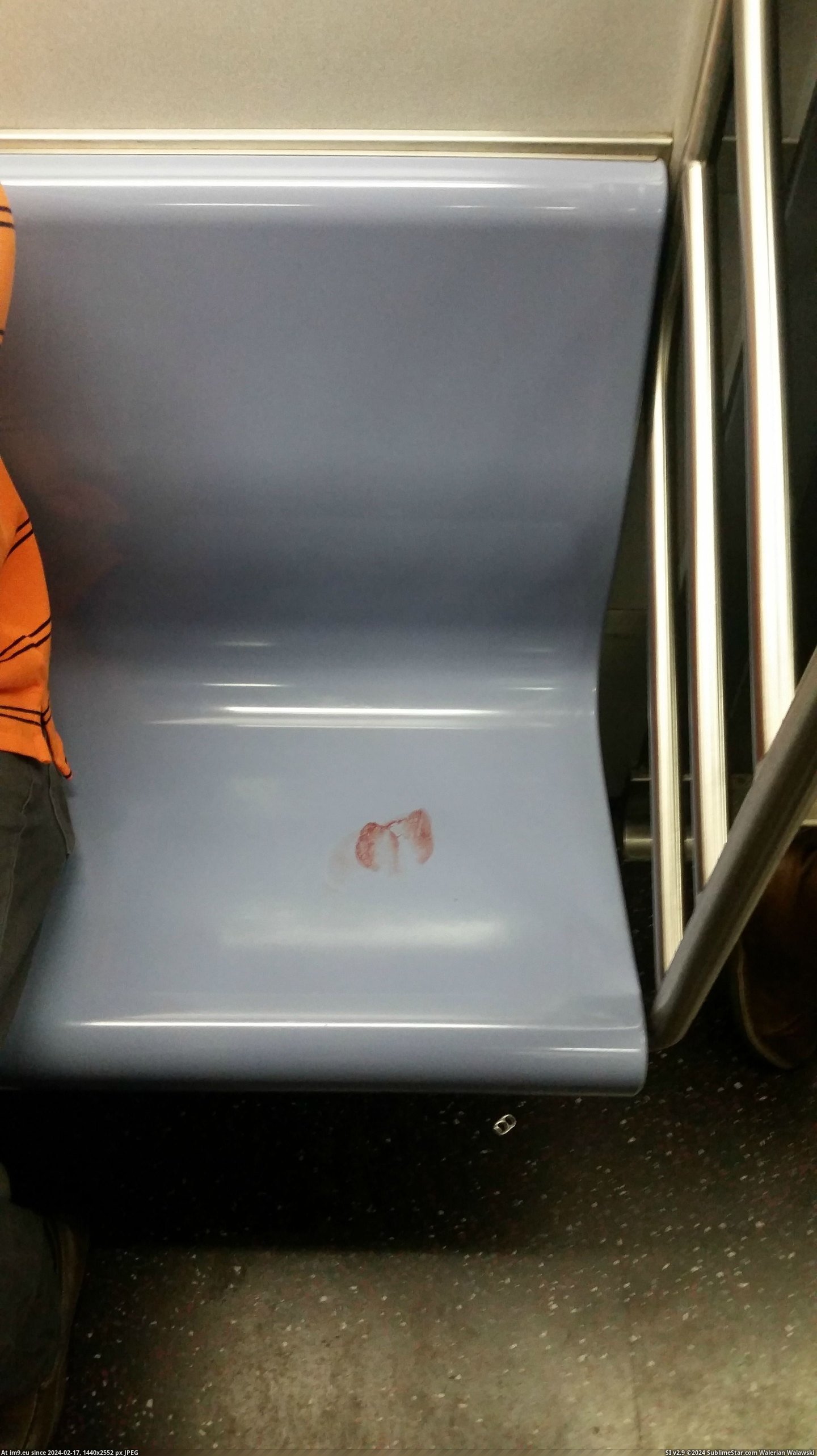 #Wtf #Kiss #Subway #Sealed #Seat #Kinda [Wtf] Subway seat sealed with a kiss, kinda. Pic. (Obraz z album My r/WTF favs))