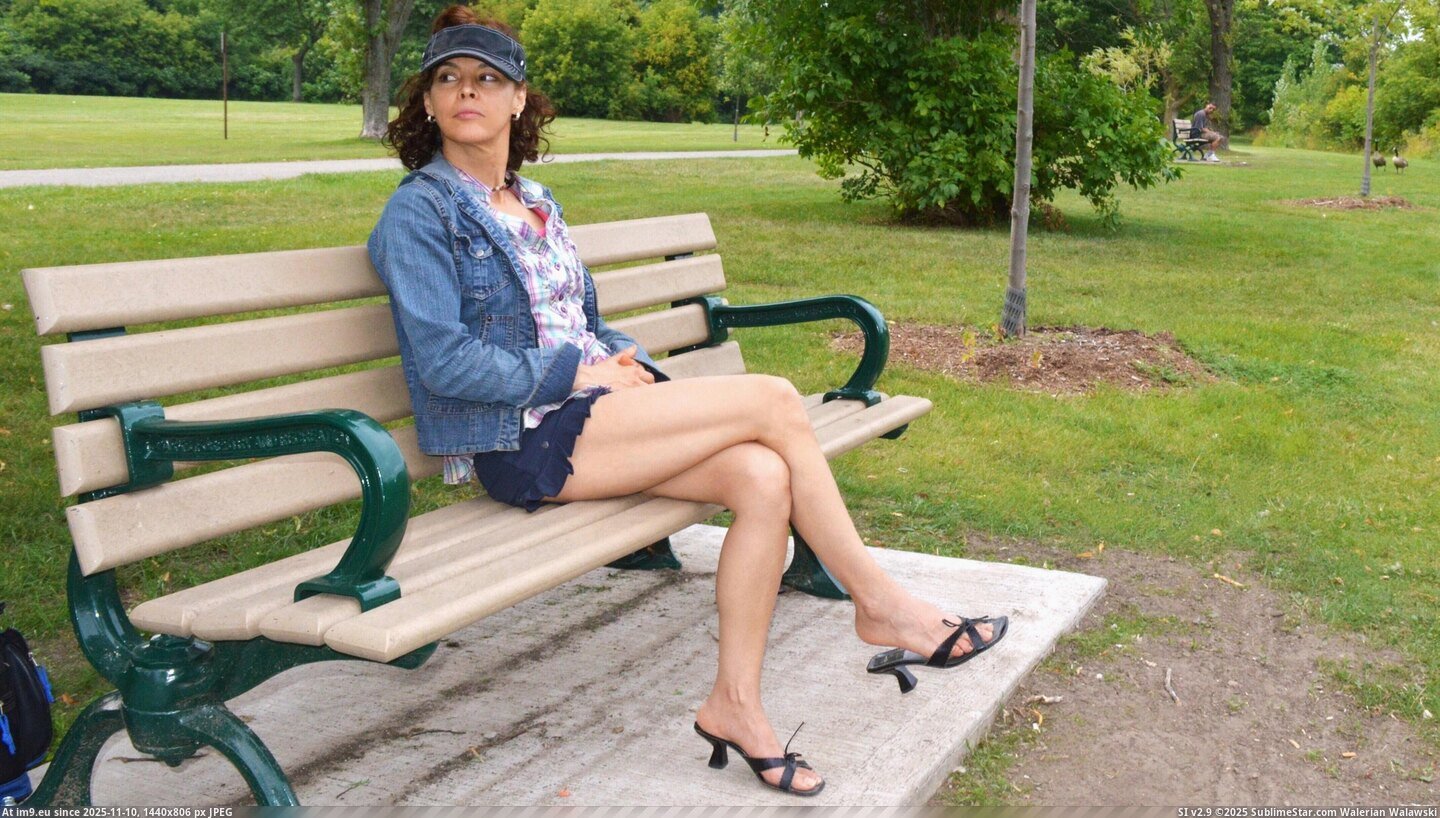 #Porn #Boobs #Sexy #Pussy #Amateur #Ass #Nude #Cunt #Nudes #Girl 011 Pic. (Imagen de album Wife Lucia outdoors being a naughty girl_P1))