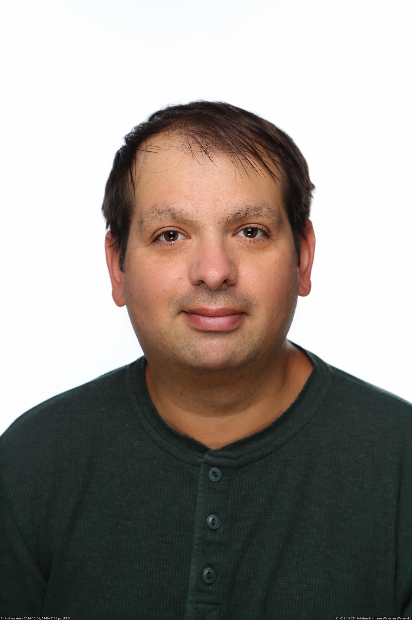  #Picture  371842-5 Pic. (Image of album Instant Upload))