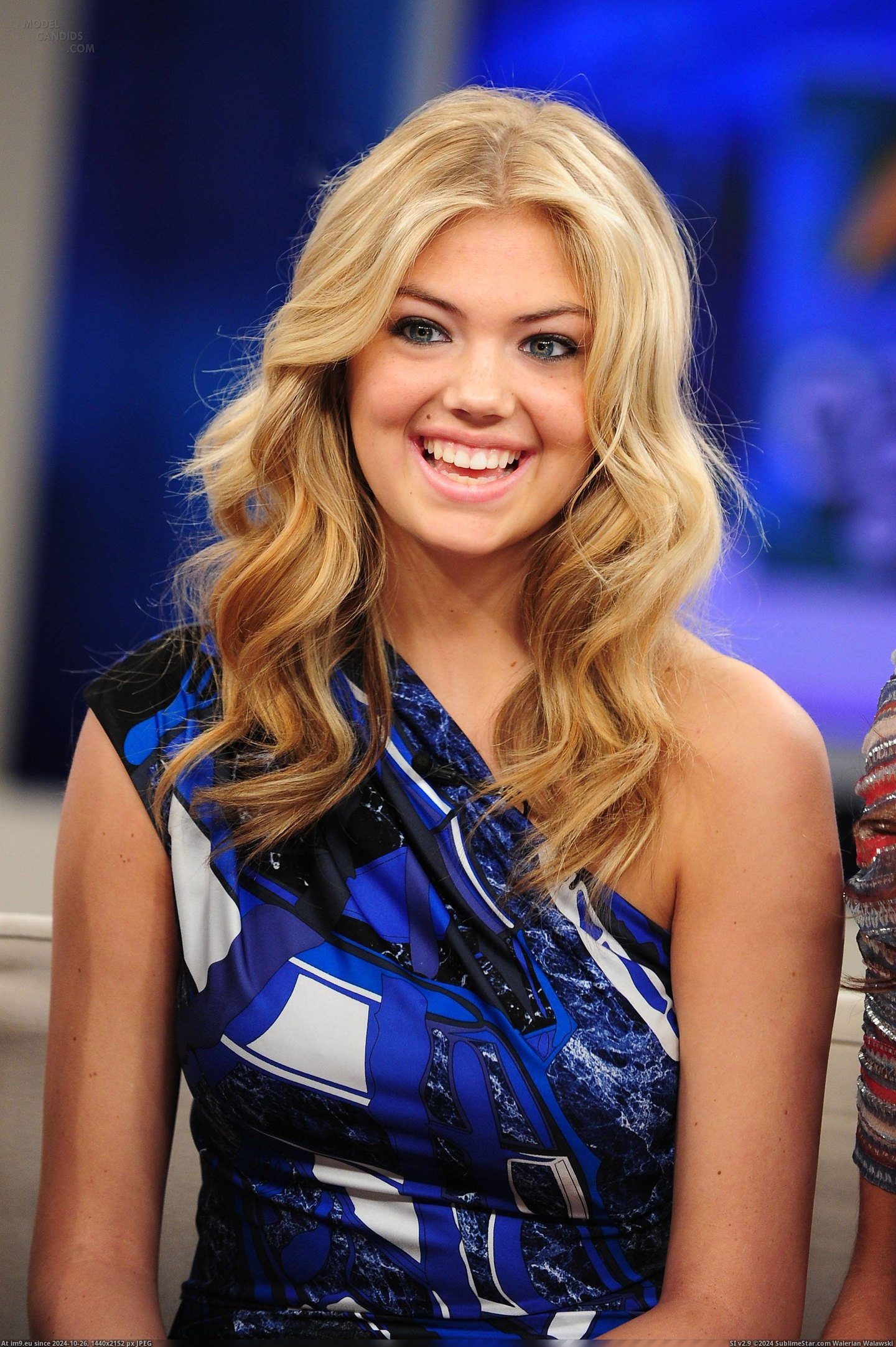  #Zboka4g  671_ZBoKA4g Pic. (Imagen de album Much-Kate-Upton))