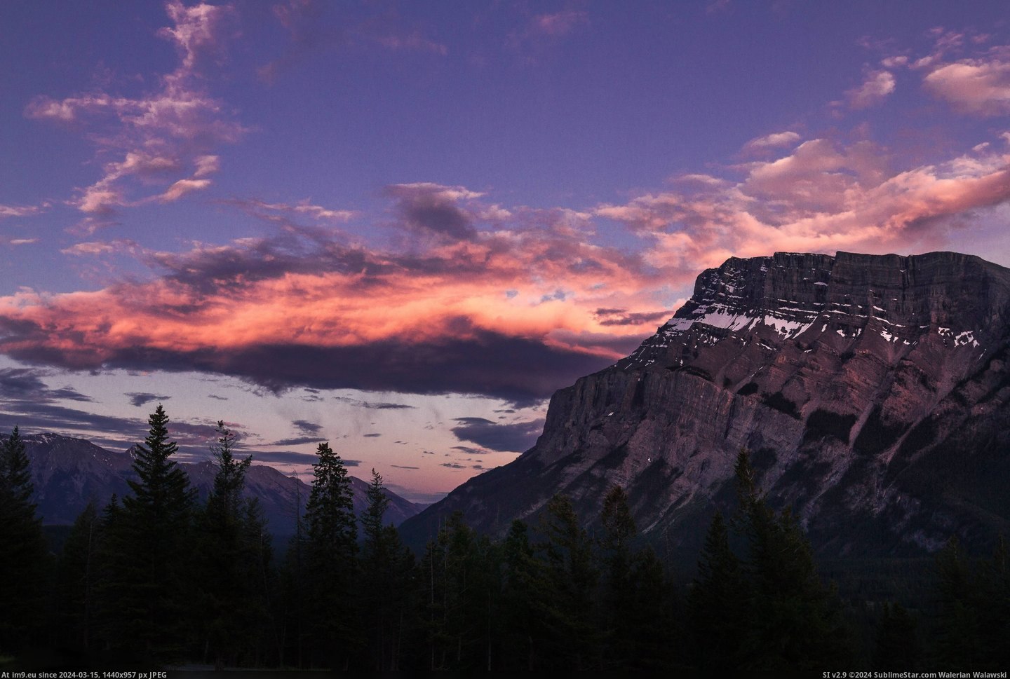 #Park #National #Canada #Mountain #Andrew #Rundle #Sunsets #Caitens #Photographer #Weird #5184x3456 #Banff [Earthporn] 10pm sunsets are weird. Rundle Mountain, Banff National Park, Canada. [5184x3456] Photographer: Andrew Caitens Pic. (Image of album My r/EARTHPORN favs))