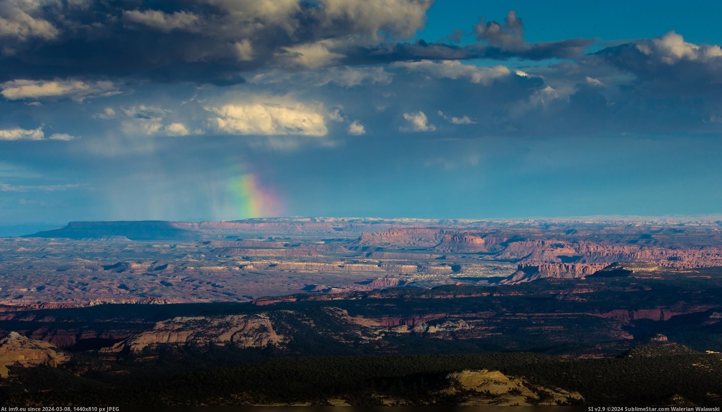 #Utah #Southern #Canyonlands #Storm [Earthporn] A storm above the canyonlands of southern Utah [OC][4429x2502] Pic. (Image of album My r/EARTHPORN favs))