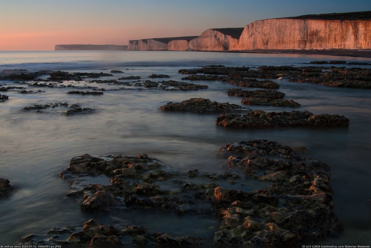 #Head #South #Gap #Located #East #England [Earthporn] Birling Gap, located in the South East of England, near Beachy Head [2854x1896] Pic. (Image of album My r/EARTHPORN favs))
