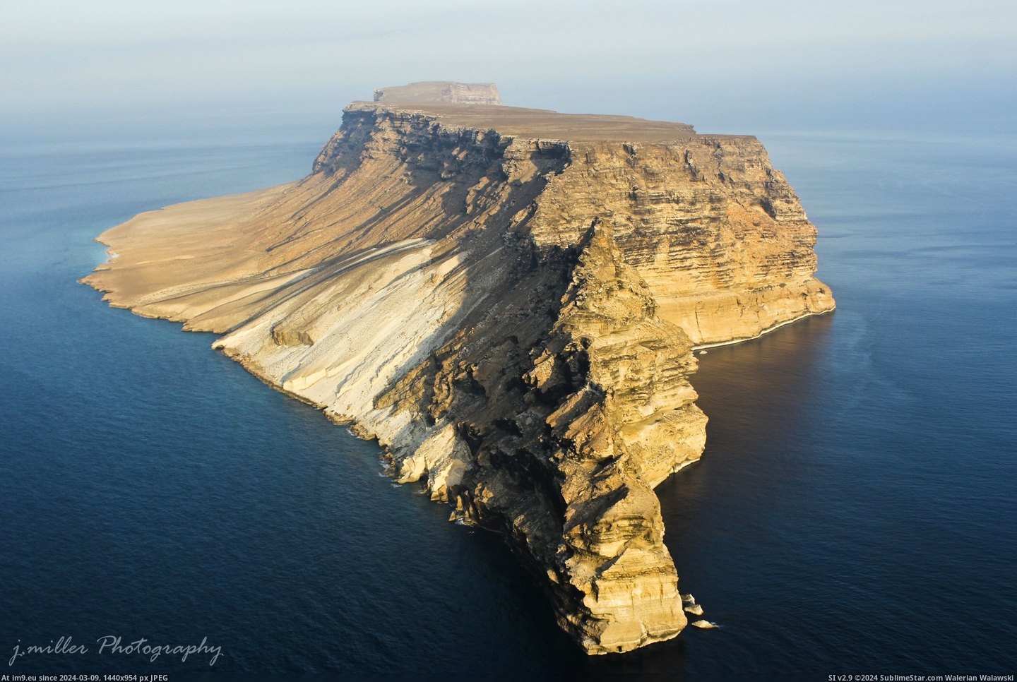 #Island #Public #Yemen #Darsa #Aerial #Photograph [Earthporn] Darsa Island, Yemen. Only known public aerial photograph of this island. [OC][2,073 × 3,110] Pic. (Изображение из альбом My r/EARTHPORN favs))