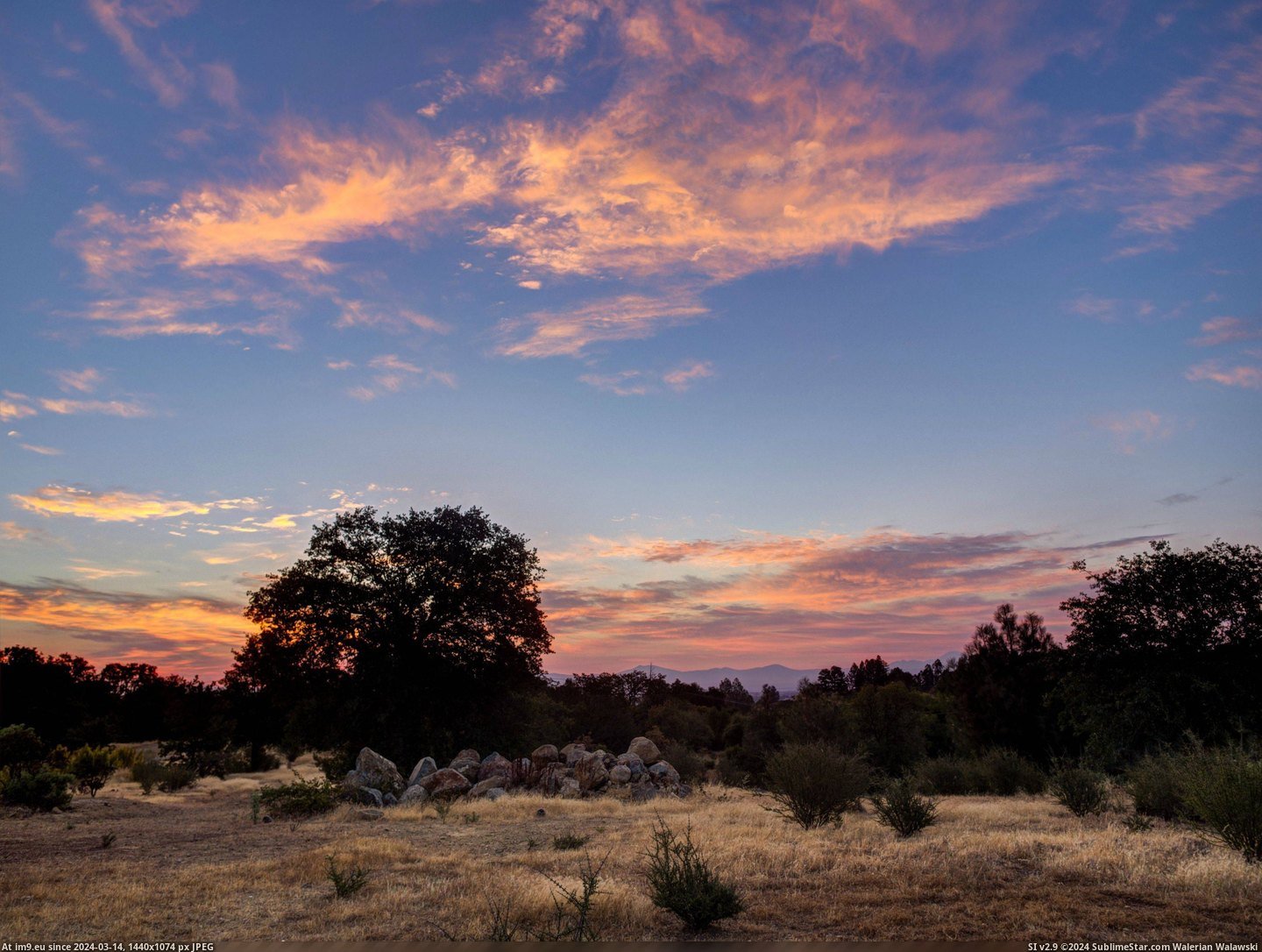 #Good #California #Redding #Morning [Earthporn] Good Morning from Redding California. [OC] [3451x2587] Pic. (Obraz z album My r/EARTHPORN favs))
