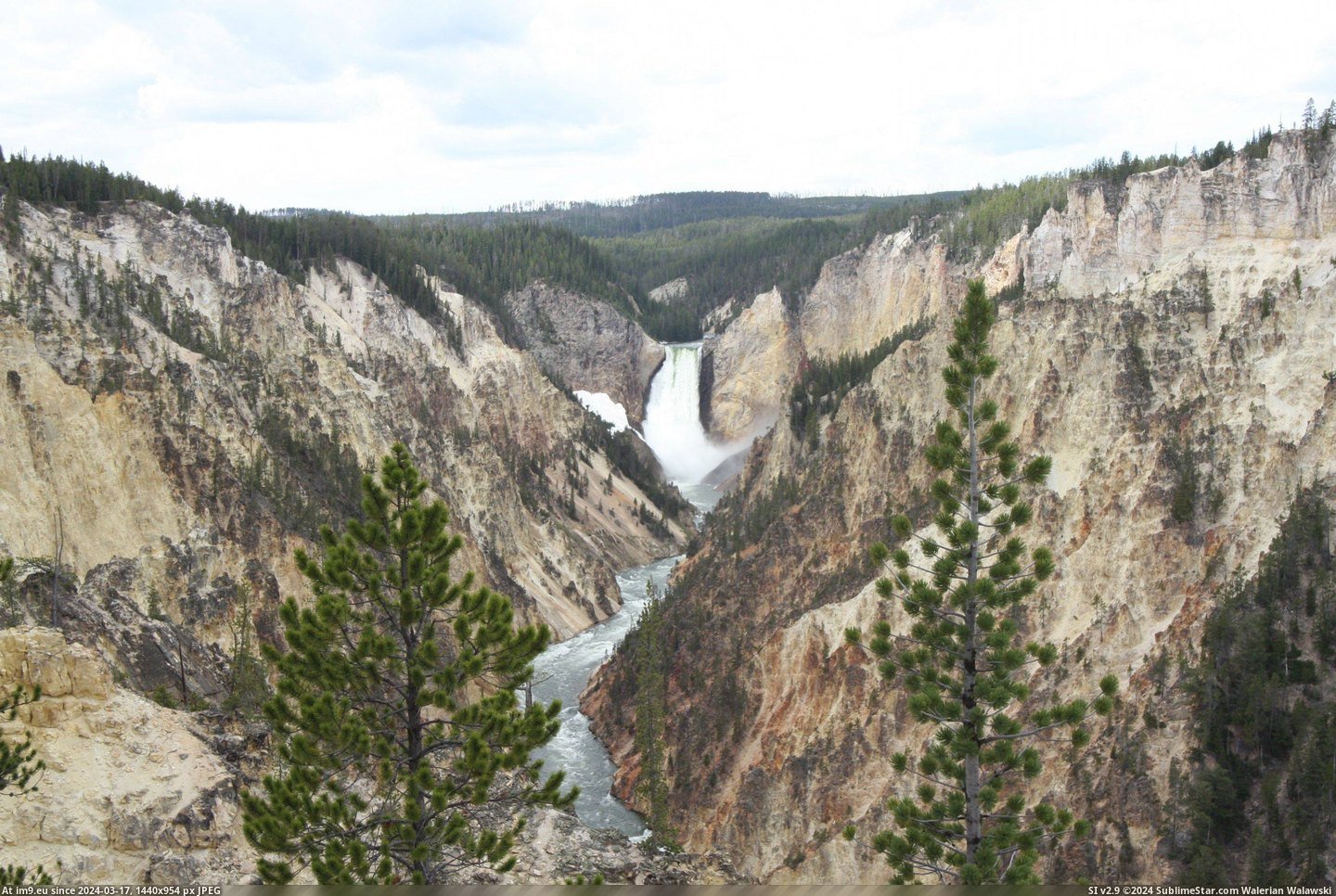 #Falls #Canyon #2916x1944 #Grand #Yellowstone [Earthporn] Grand Canyon of Yellowstone, Lower Falls [OC][2916x1944] Pic. (Image of album My r/EARTHPORN favs))