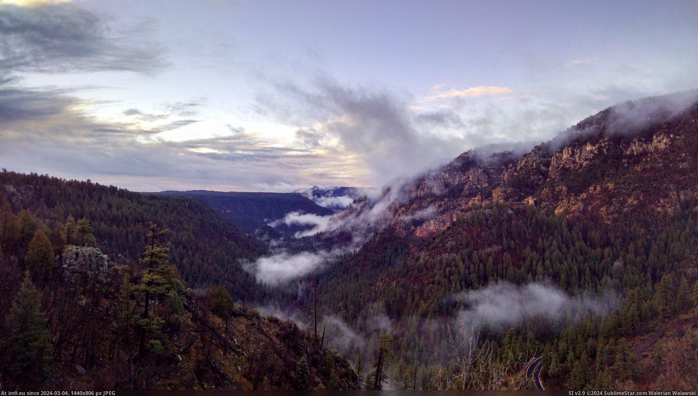 #Cover #Canyon #Cloud #Oak #Creek #Low [Earthporn] Oak Creek Canyon with some low cloud cover [OC] [3888x2188] Pic. (Obraz z album My r/EARTHPORN favs))