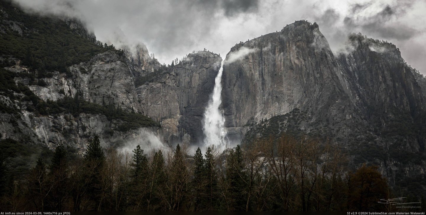 #Falls #Moody #Yosemite [Earthporn] OC - Moody Yosemite Falls - [3888x1944] Pic. (Image of album My r/EARTHPORN favs))