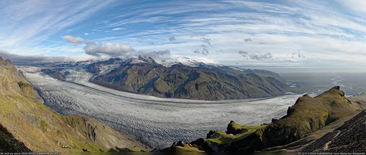 #Glacier #Iceland #Outlet #Southeast #Descending [Earthporn] Outlet glacier Skaftafellsjökull descending off Vatnajökull in southeast Iceland [4096x1714] Pic. (Image of album My r/EARTHPORN favs))