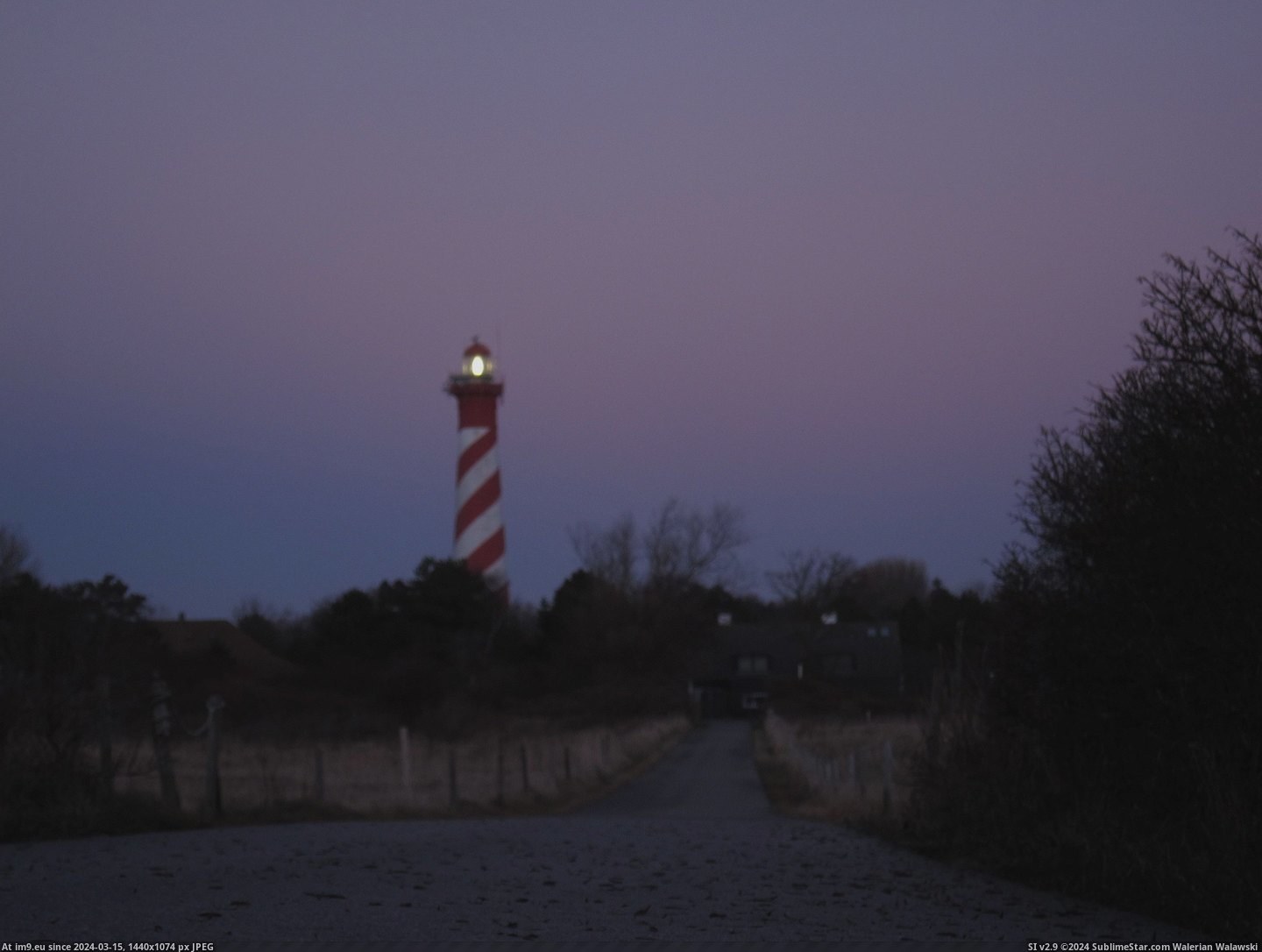#Evening #Autumn #Peaceful #Netherlands #Lighthouse [Earthporn] Peaceful autumn evening on the lighthouse, the Netherlands [2816×2112] Pic. (Изображение из альбом My r/EARTHPORN favs))