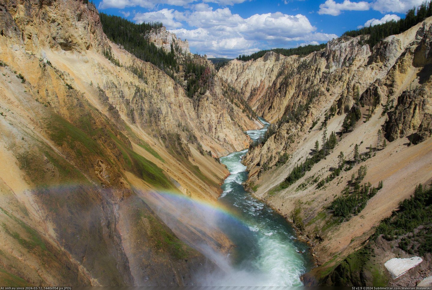 #Rainbow  #Yellowstone [Earthporn] Rainbow at Yellowstone [3110 x 2073] [OC] Pic. (Image of album My r/EARTHPORN favs))