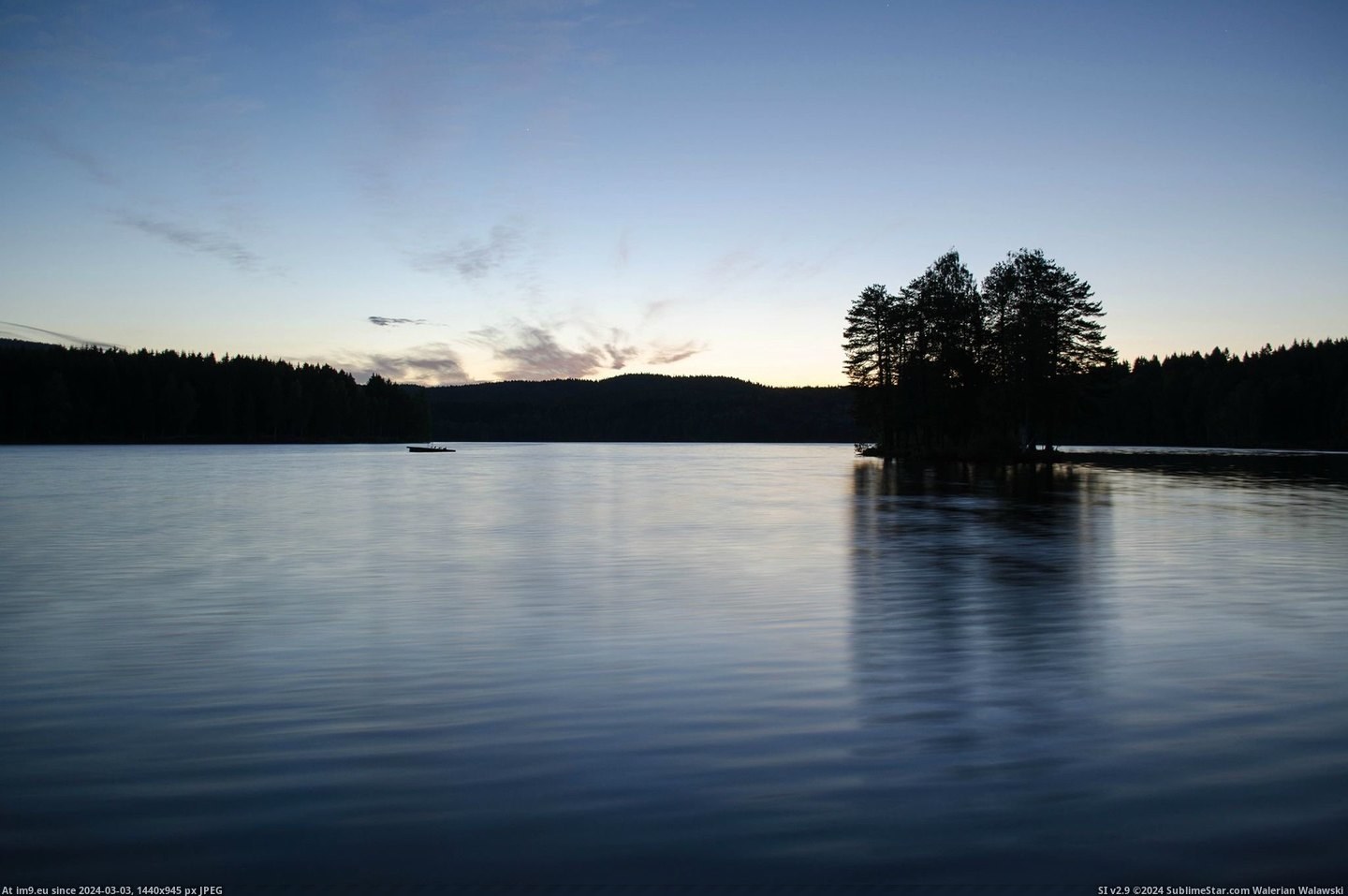 #Lake #Norway #Sognsvann #Oslo #2048x1356 [Earthporn] Sognsvann lake, Oslo, Norway, at 02:00 AM [2048x1356] [OC] Pic. (Image of album My r/EARTHPORN favs))