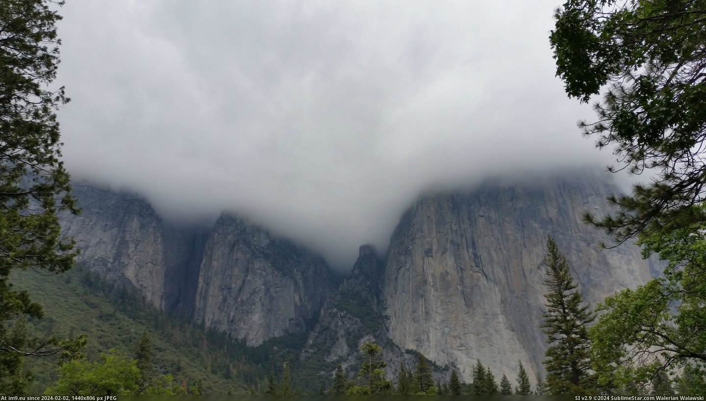 #Sitting #Clouds #Capitan #Storm #5312x2988 [Earthporn] Storm clouds sitting on El Capitan yesterday  [5312x2988] Pic. (Bild von album My r/EARTHPORN favs))