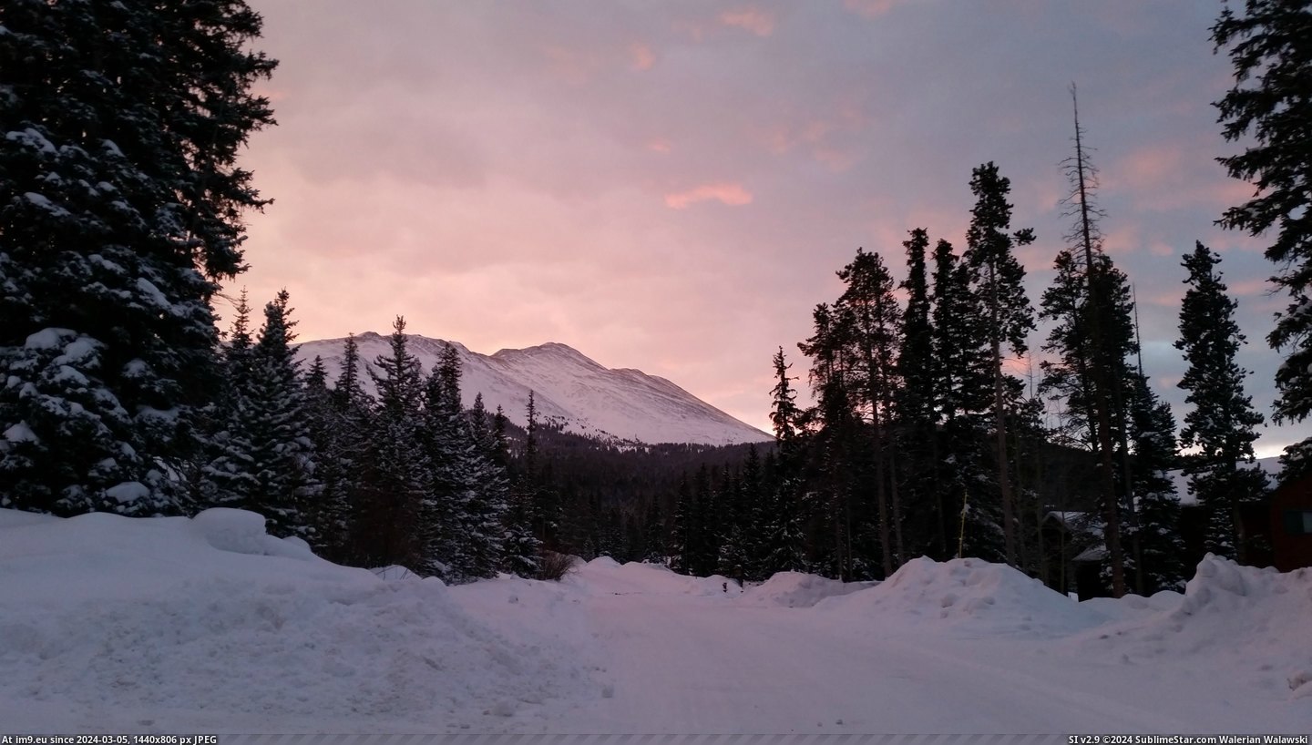 #Morning #House #Breckenridge #Front #Sunrise [Earthporn] Sunrise taken in front of my house this morning. Breckenridge, CO  (3984x2241) Pic. (Image of album My r/EARTHPORN favs))