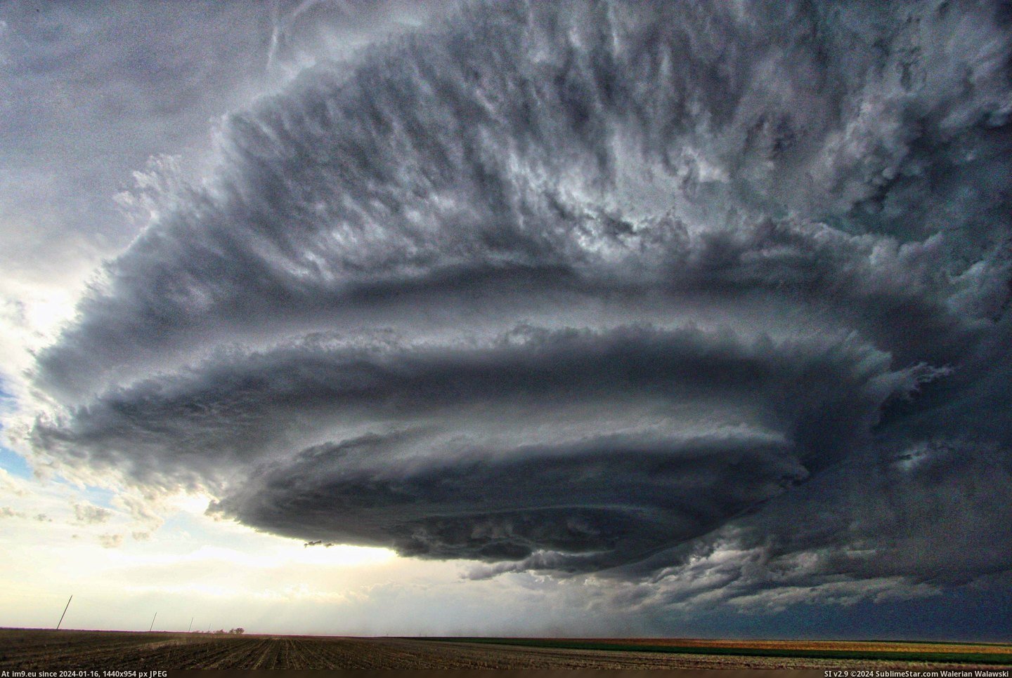 #Colorado #Plains #Supercell #3110x2073 [Earthporn] Supercell over the Colorado Plains [OC] [3110x2073] Pic. (Obraz z album My r/EARTHPORN favs))